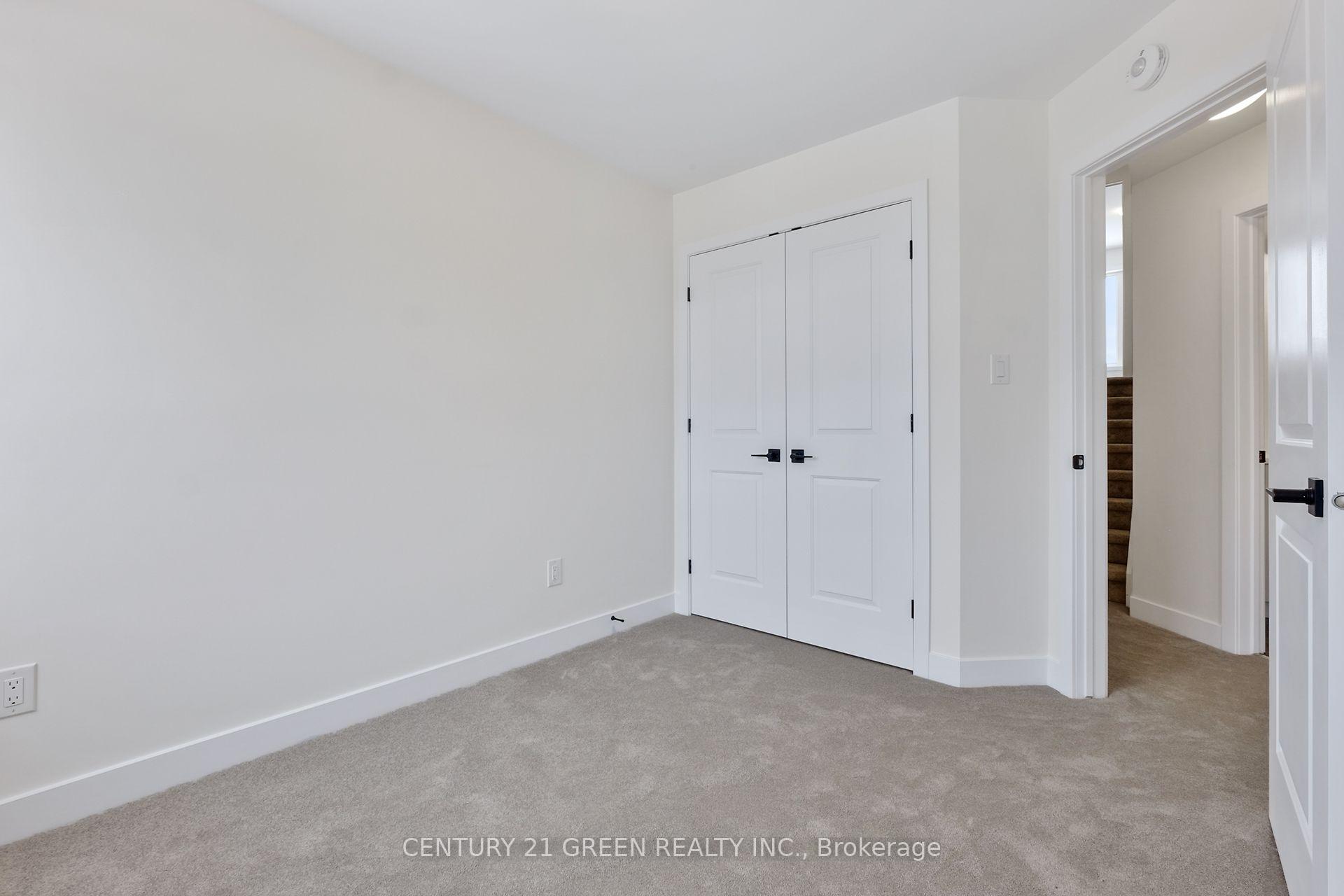 Photo 9 of 27 Margaret Graham Terrace, Smiths Falls — HOMEH
