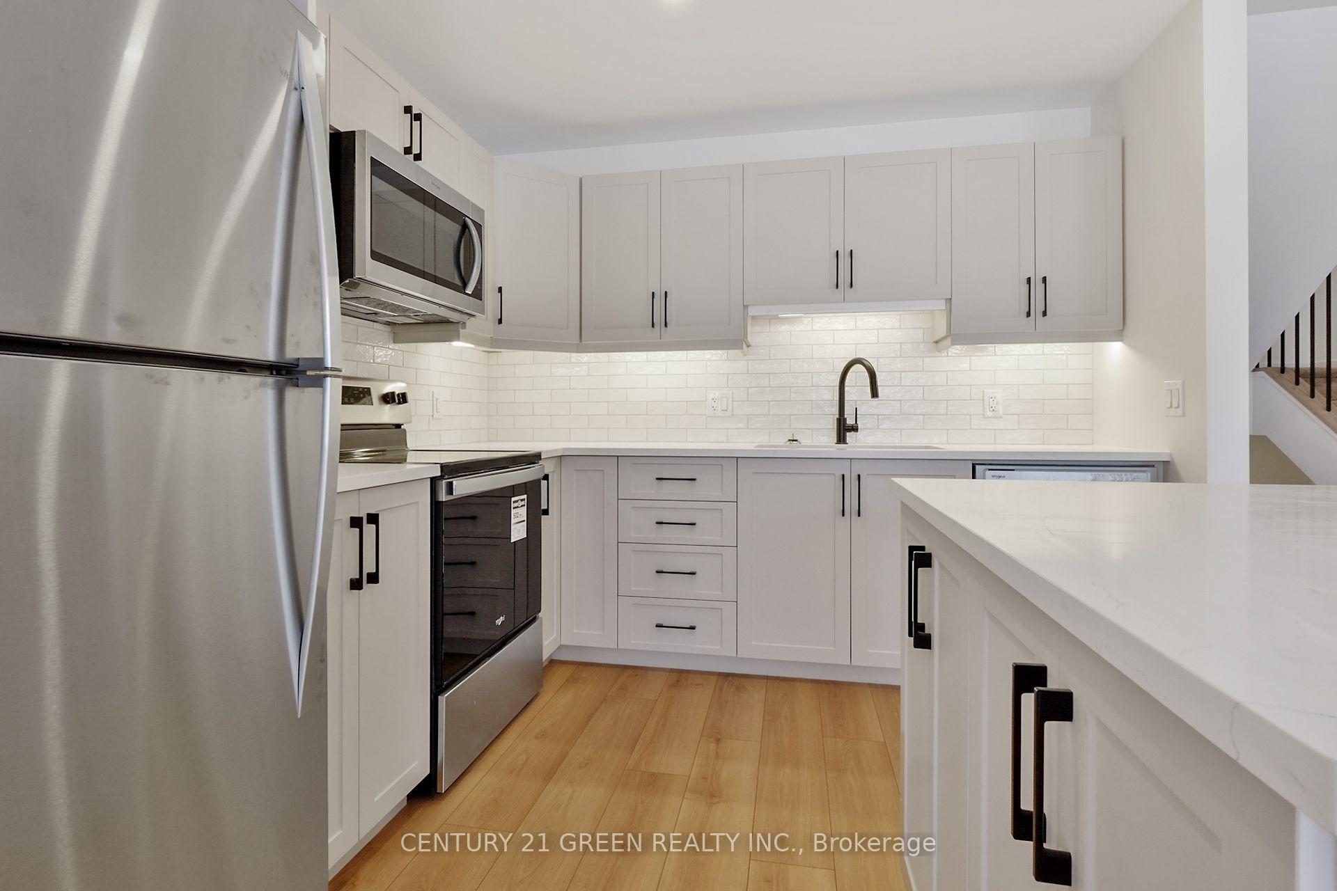 Photo 10 of 27 Margaret Graham Terrace, Smiths Falls — HOMEH