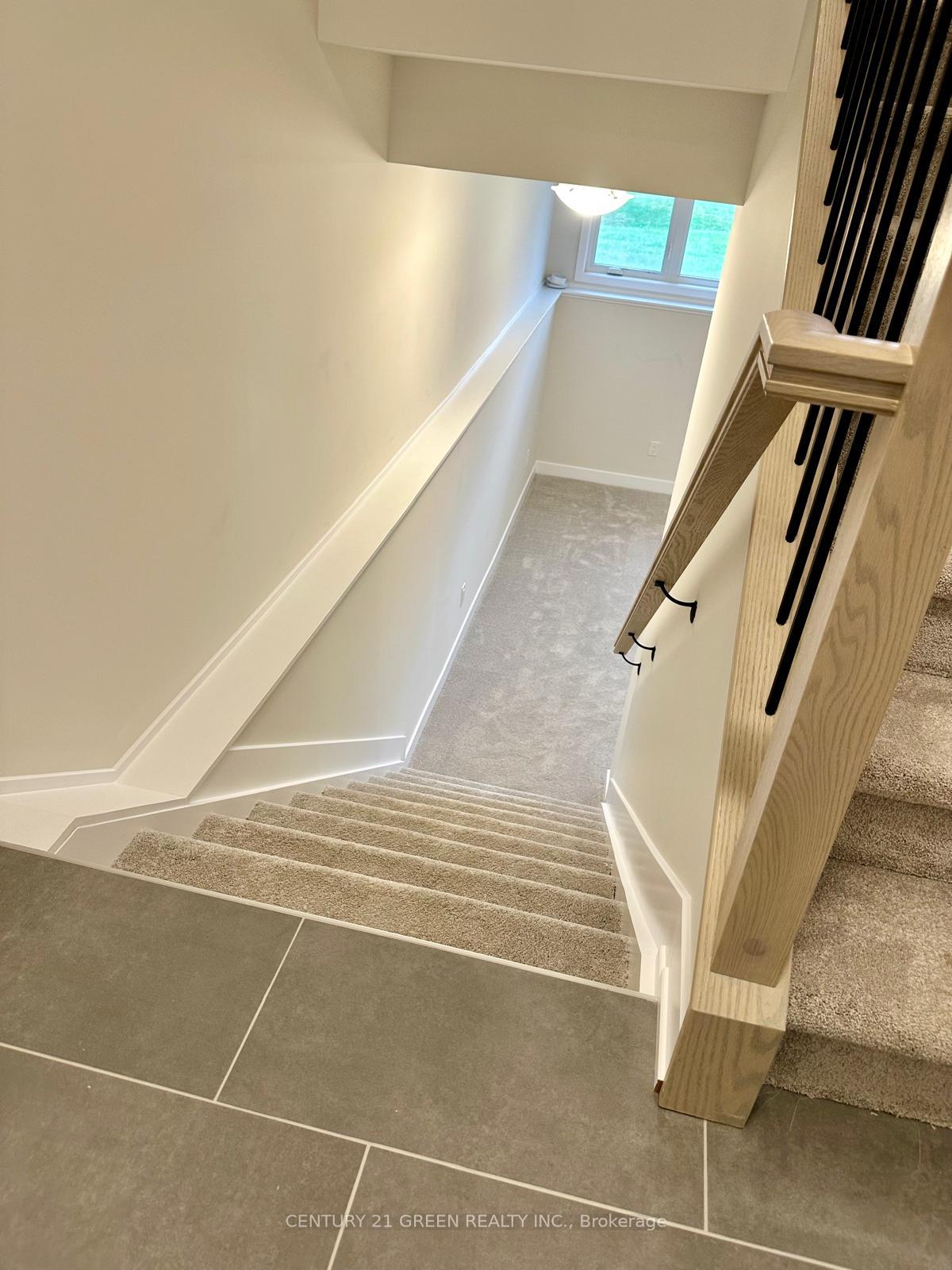 Photo 15 of 27 Margaret Graham Terrace, Smiths Falls — HOMEH