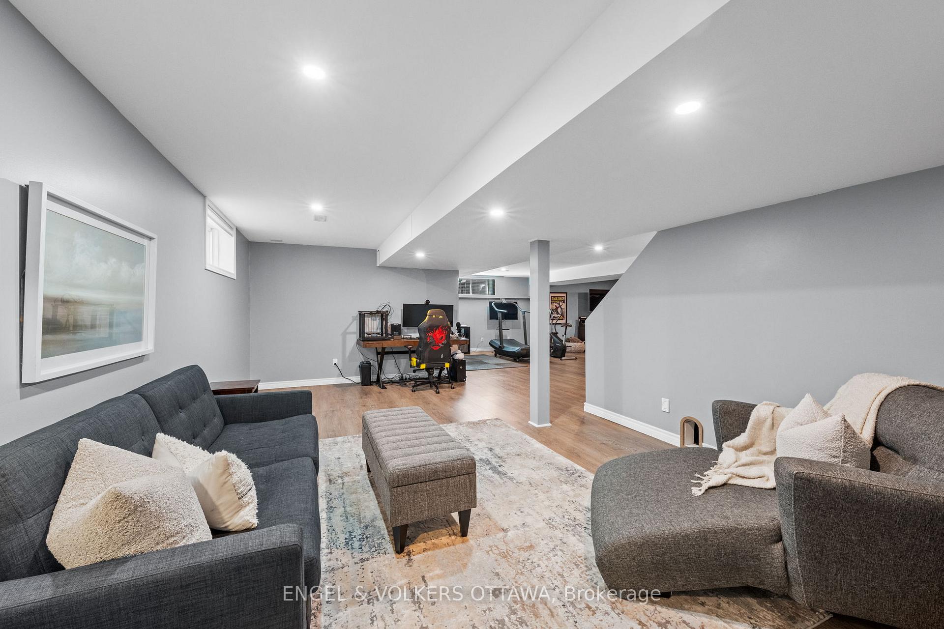 Photo 27 of 313 Colmar Street, Russell, Embrun — HOMEH