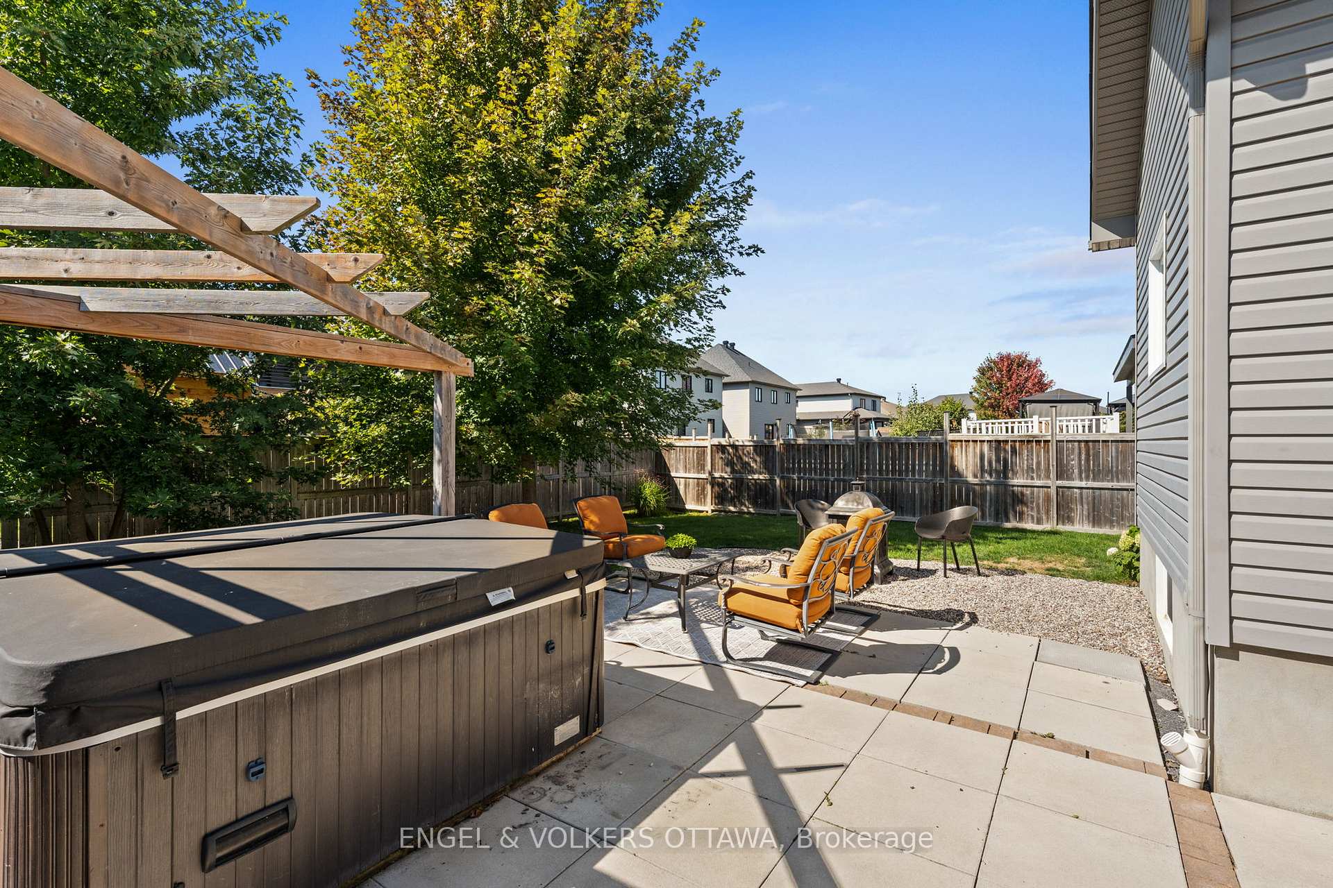 Photo 31 of 313 Colmar Street, Russell, Embrun — HOMEH