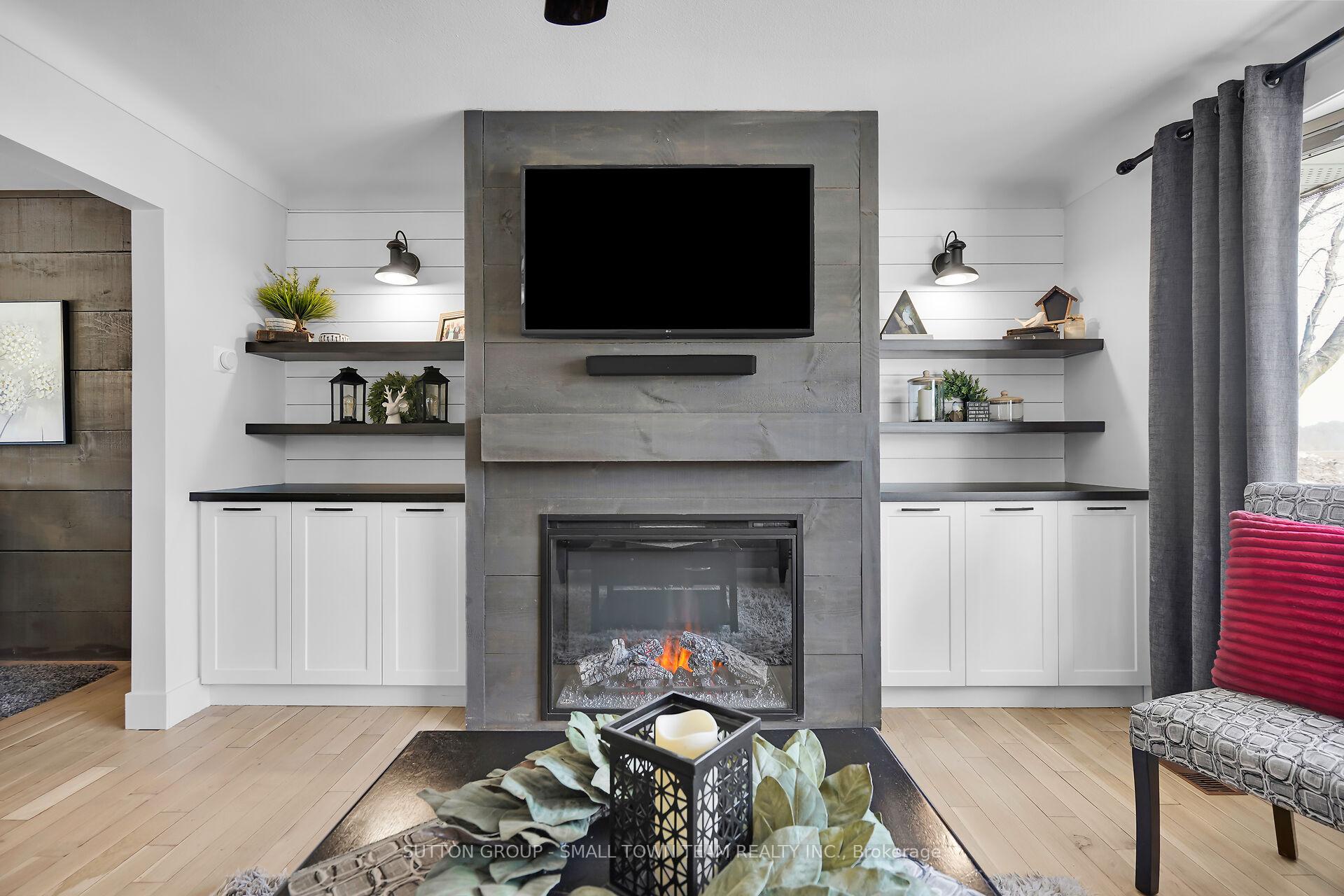 Photo 8 of 213 Pryde Boulevard, South Huron, Exeter — HOMEH