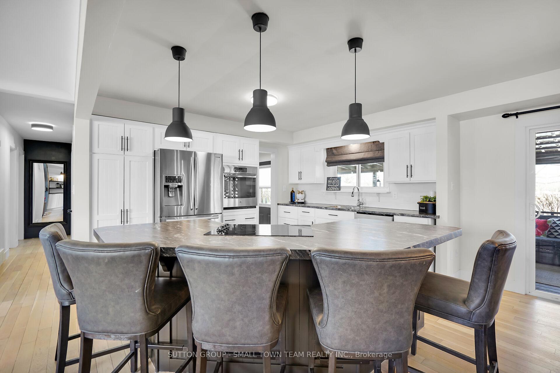 Photo 13 of 213 Pryde Boulevard, South Huron, Exeter — HOMEH
