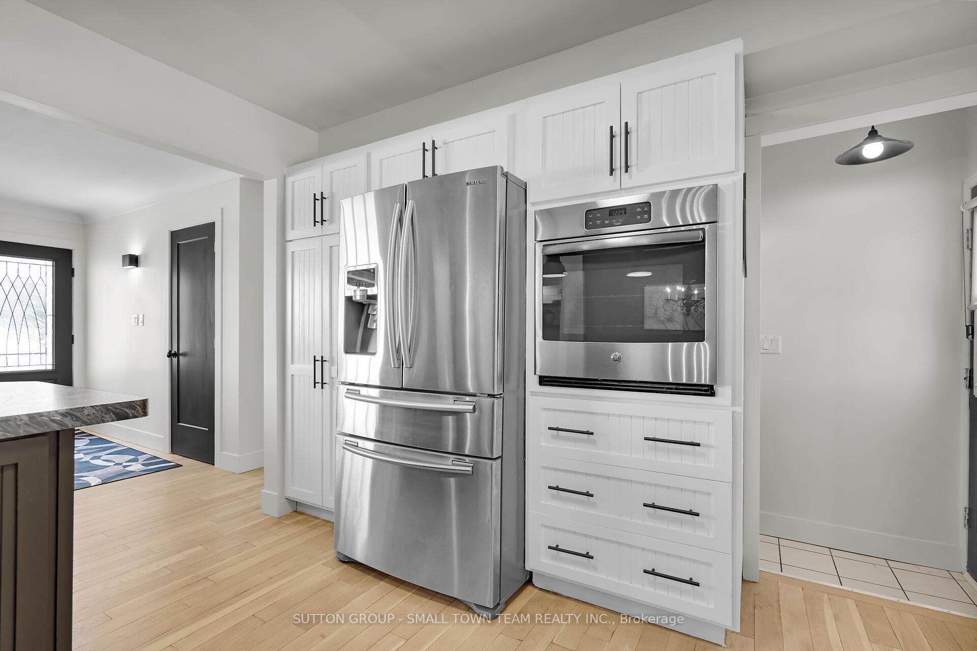 Photo 15 of 213 Pryde Boulevard, South Huron, Exeter — HOMEH
