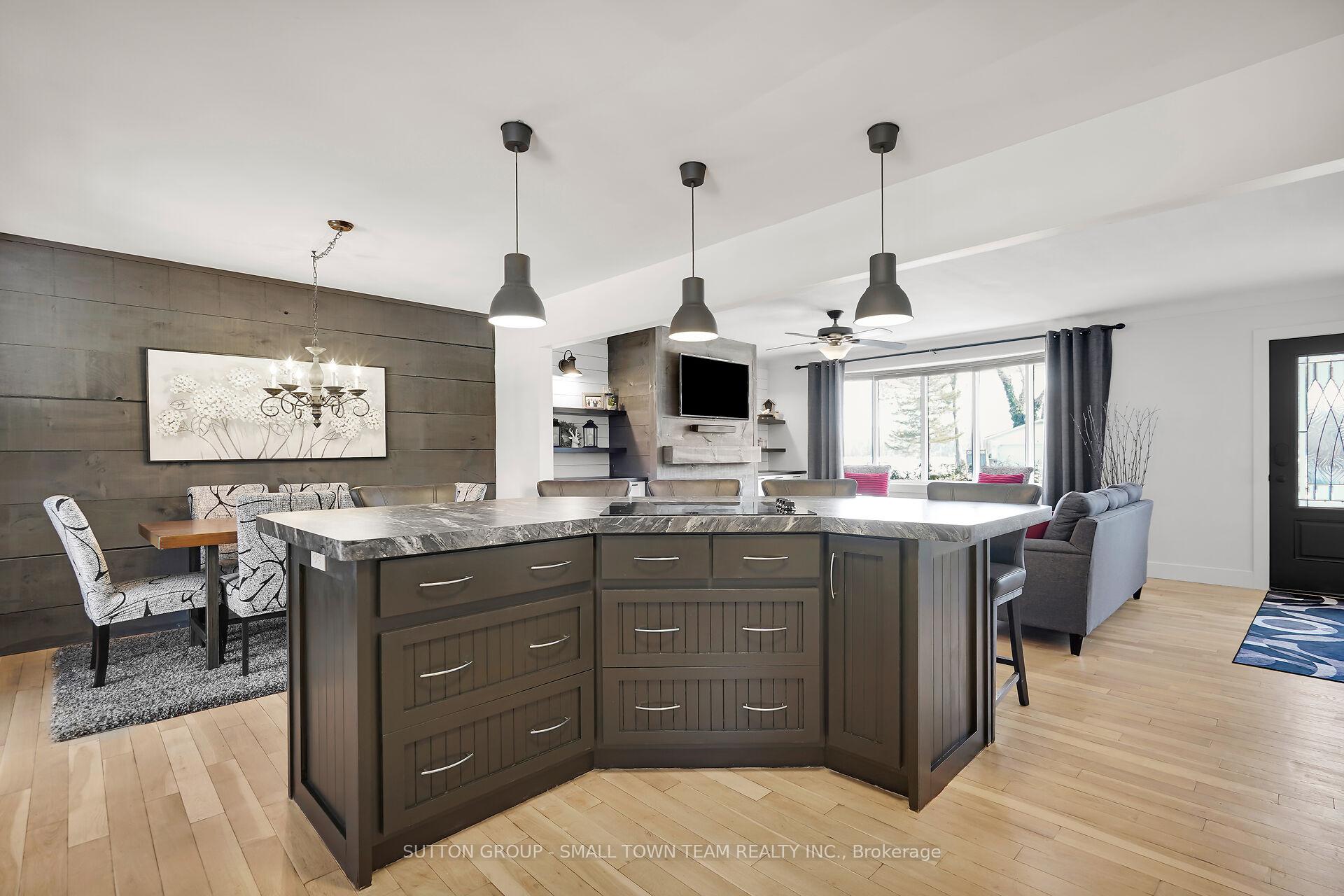 Photo 17 of 213 Pryde Boulevard, South Huron, Exeter — HOMEH