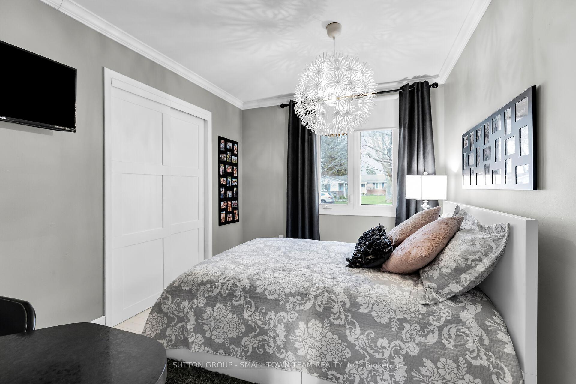 Photo 20 of 213 Pryde Boulevard, South Huron, Exeter — HOMEH
