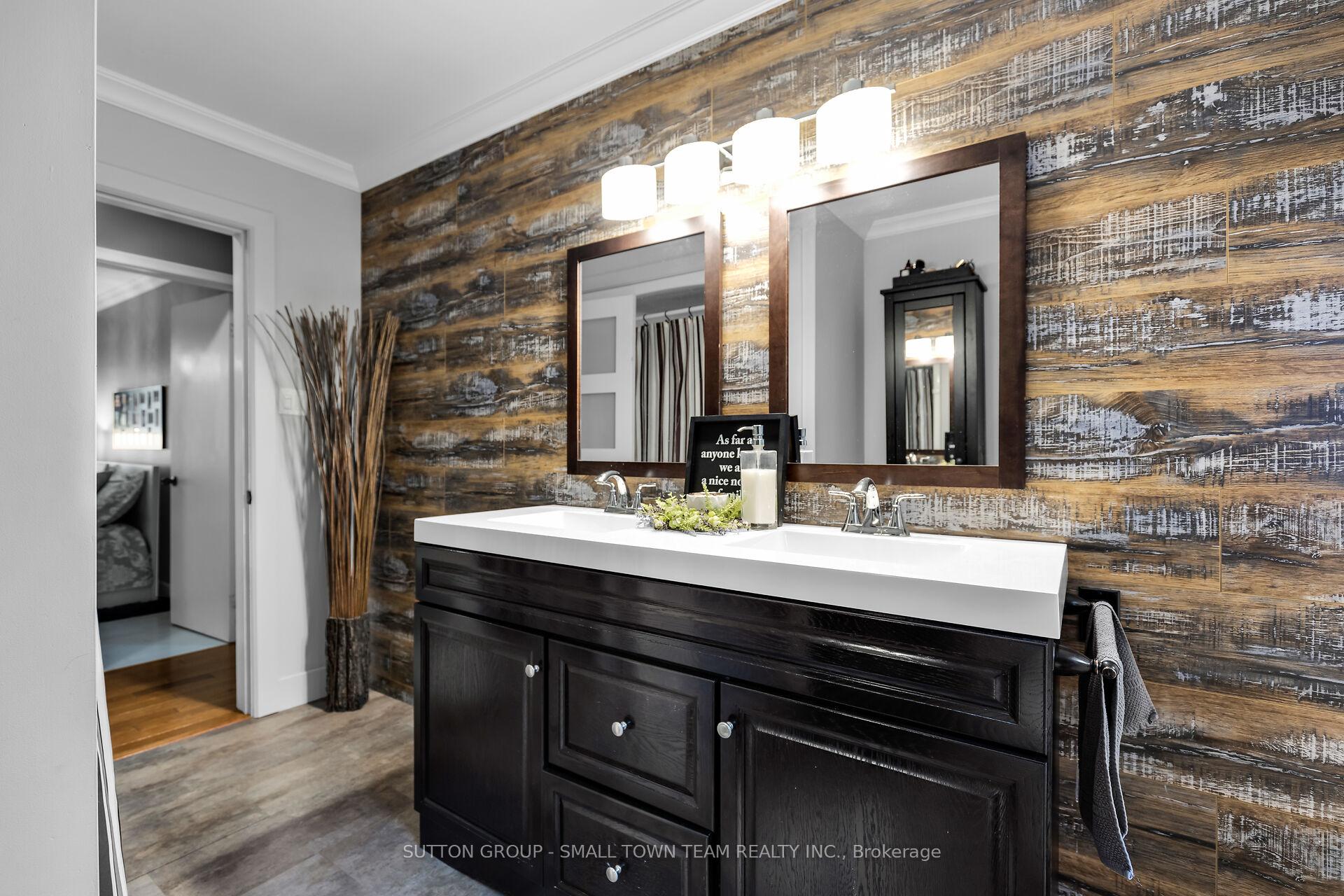 Photo 23 of 213 Pryde Boulevard, South Huron, Exeter — HOMEH