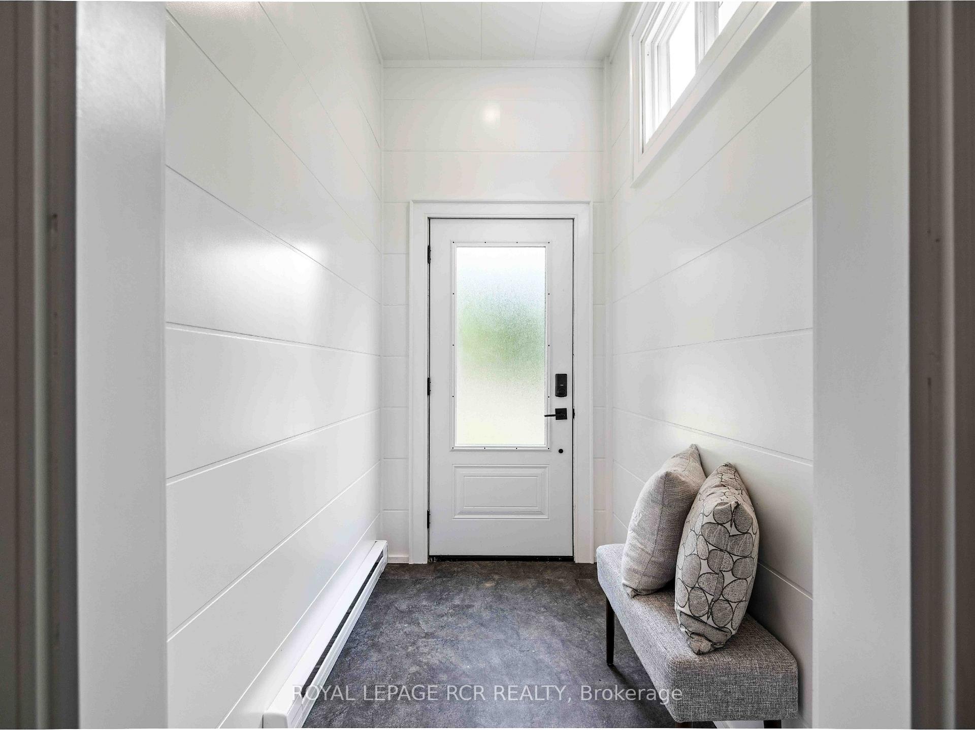Photo 4 of 502 Pineview Gardens, Shelburne — HOMEH