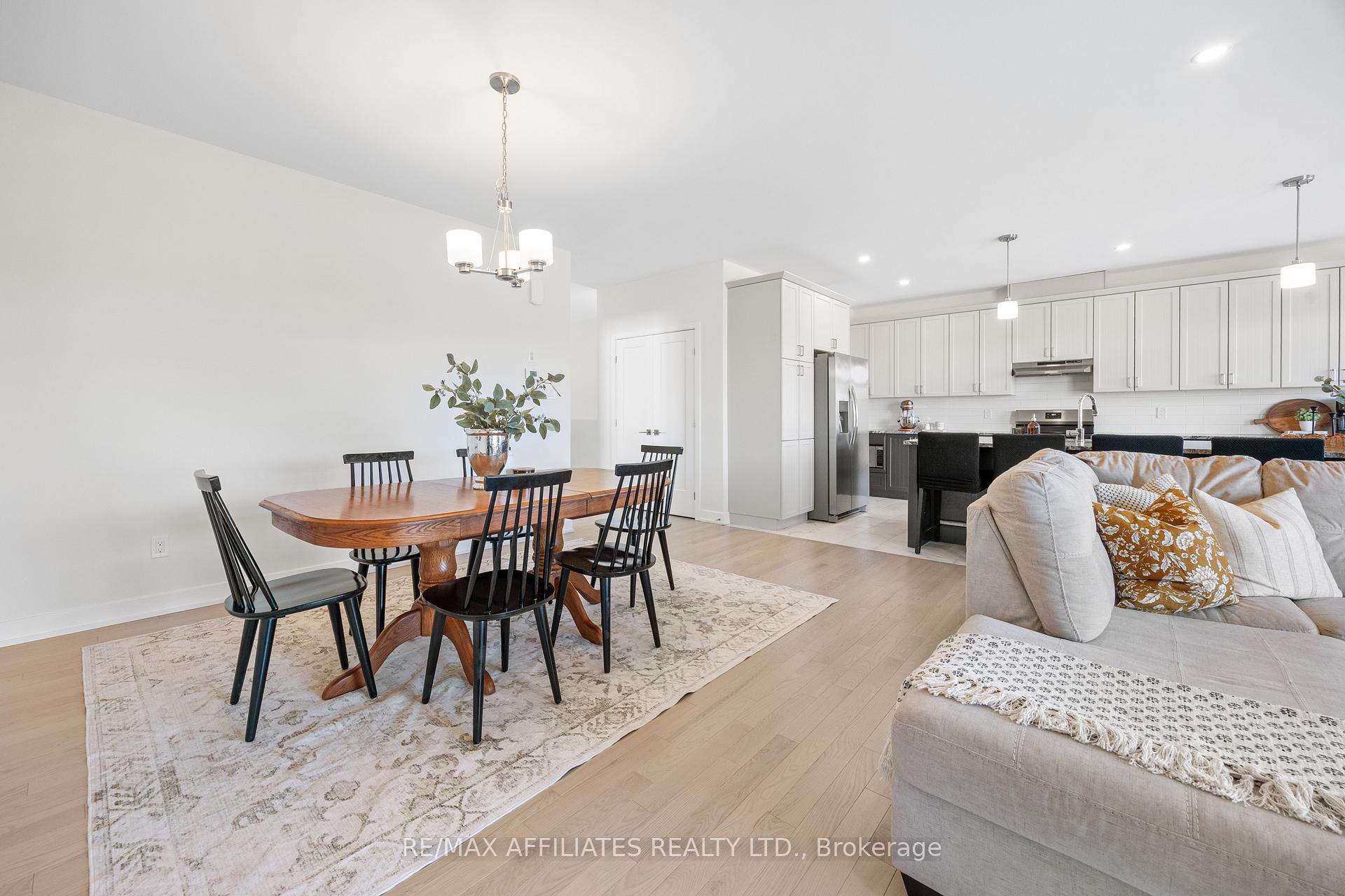 Photo 11 of 282 Wood Avenue, Smiths Falls — HOMEH