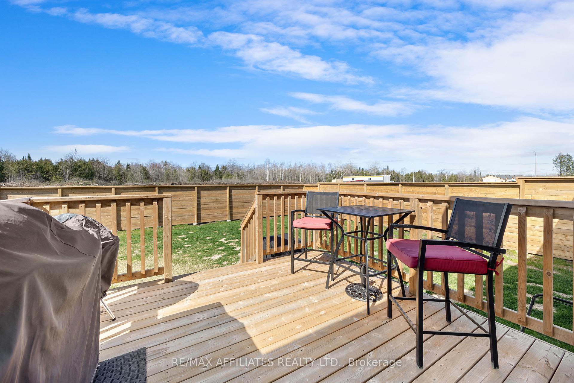Photo 26 of 282 Wood Avenue, Smiths Falls — HOMEH