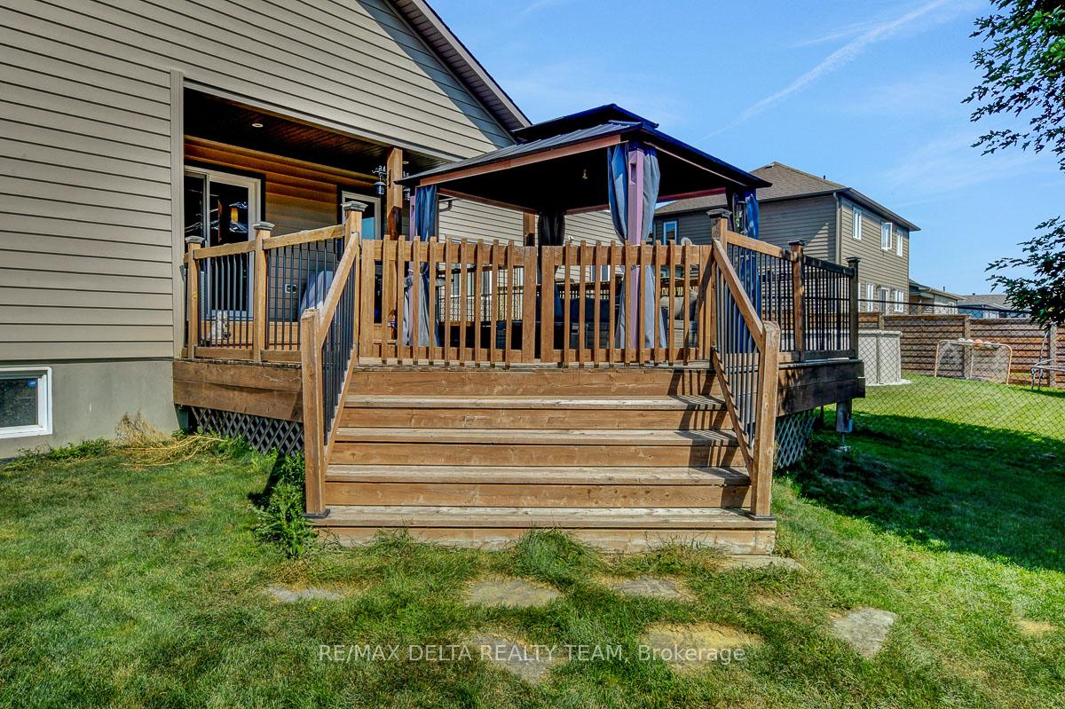 Photo 46 of 80 Settlement Lane, Russell, Village of Russell — HOMEH