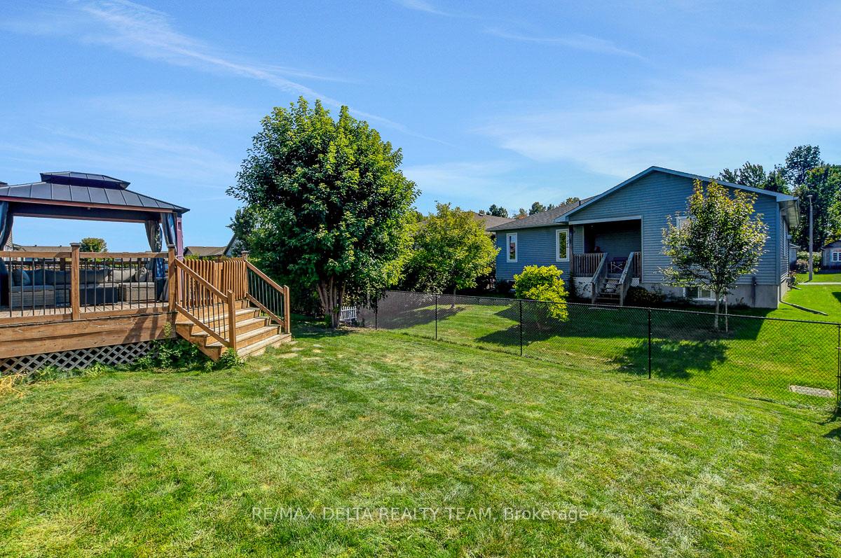 Photo 48 of 80 Settlement Lane, Russell, Village of Russell — HOMEH