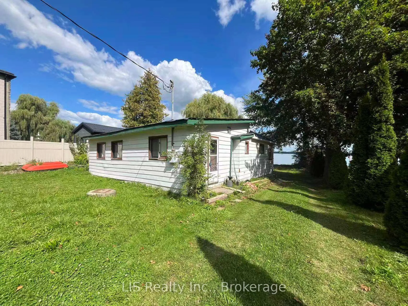 Photo 3 of 279 Aldred Drive, Scugog, Rural Scugog — HOMEH