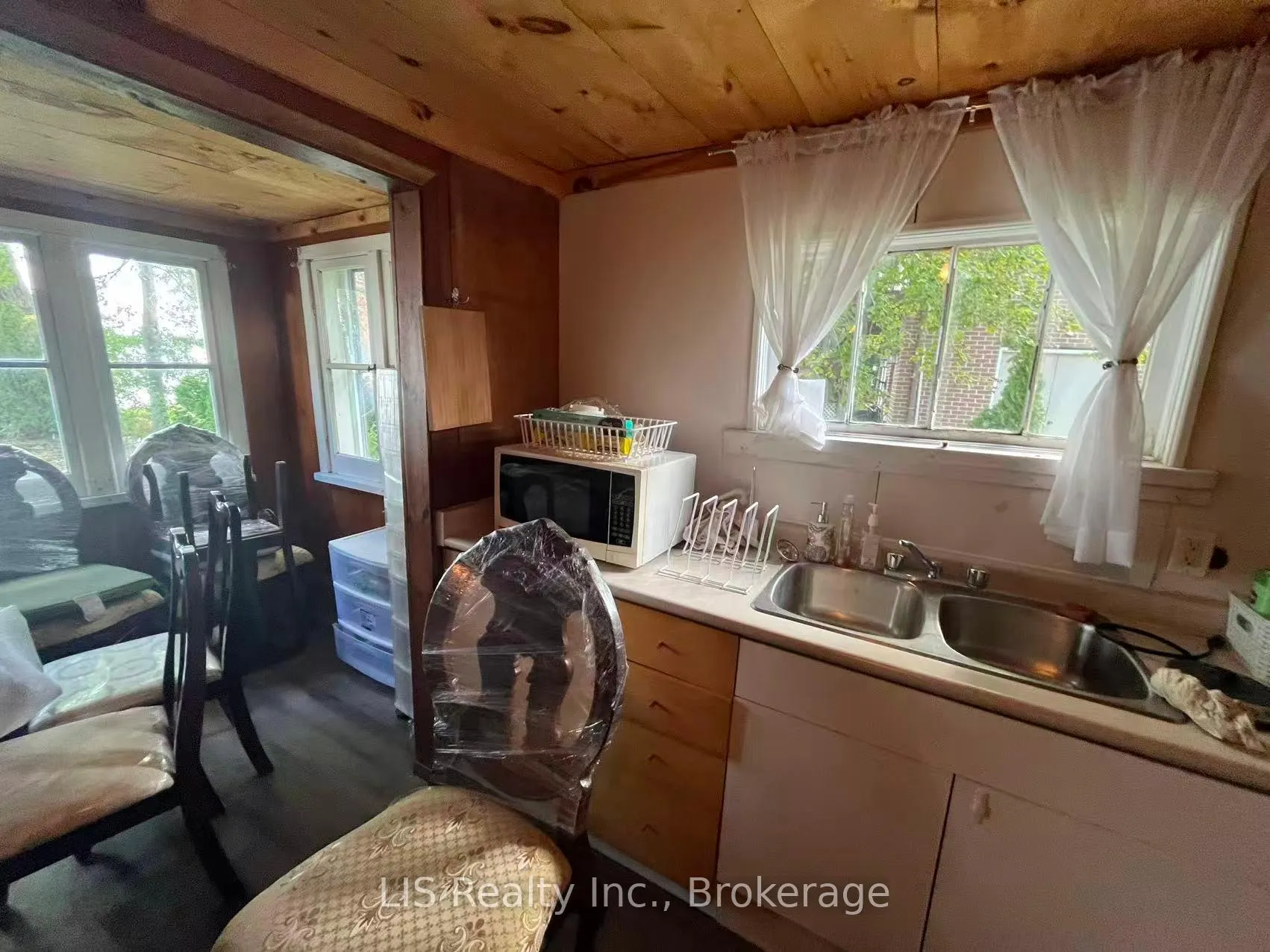 Photo 8 of 279 Aldred Drive, Scugog, Rural Scugog — HOMEH