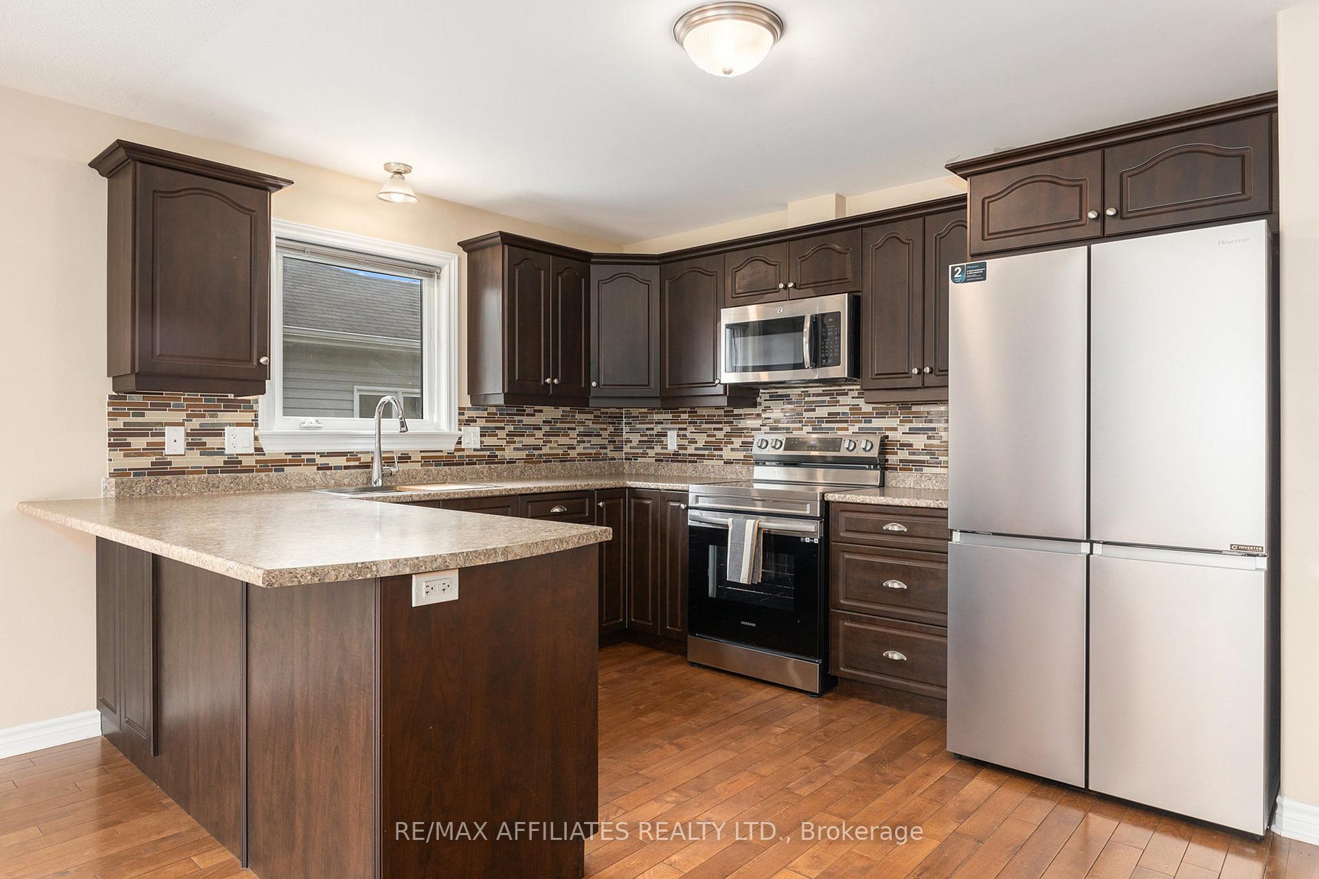 Photo 7 of 125 Ferrara Drive, Smiths Falls — HOMEH
