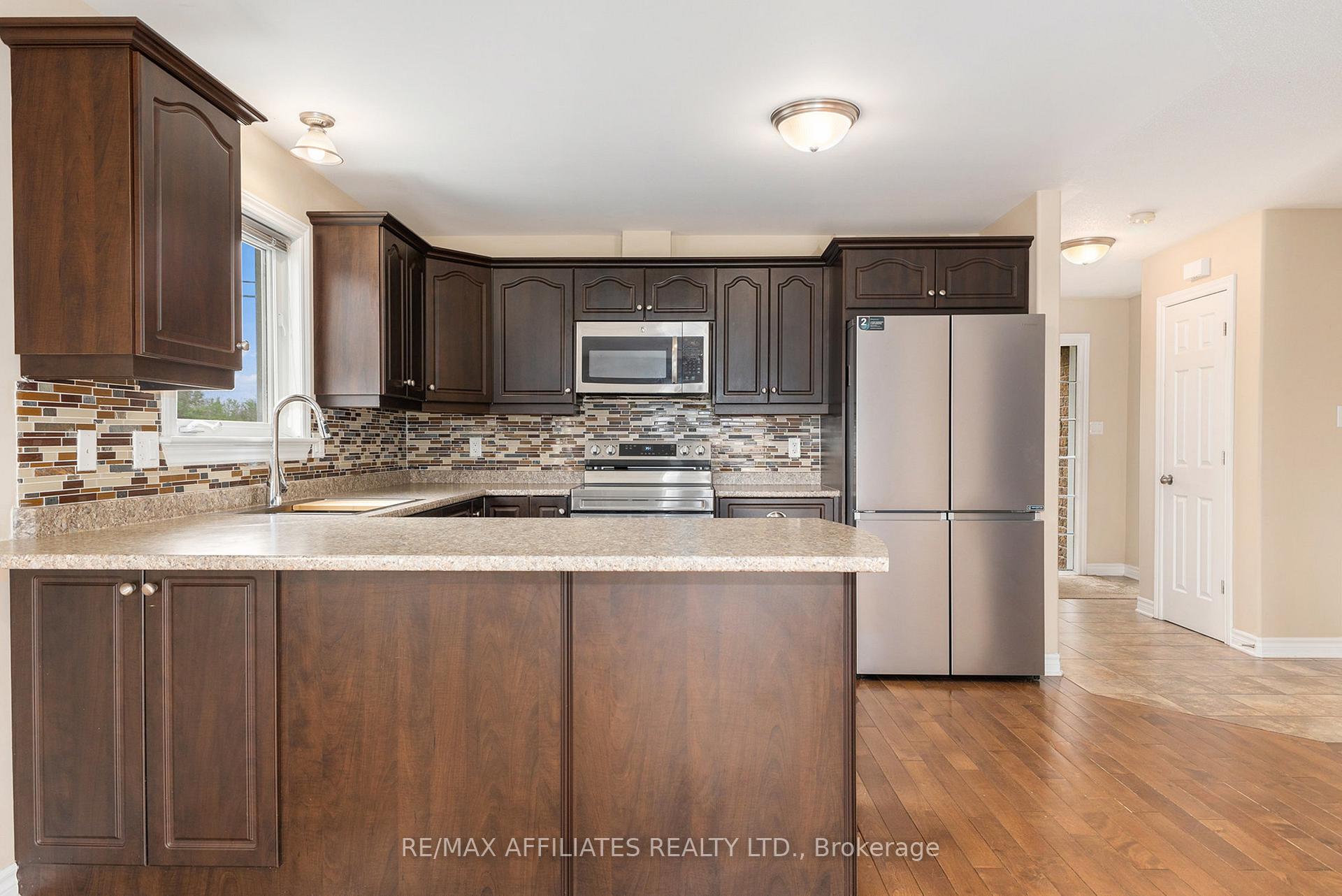 Photo 8 of 125 Ferrara Drive, Smiths Falls — HOMEH