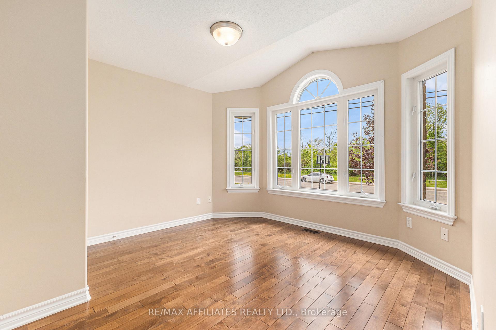 Photo 12 of 125 Ferrara Drive, Smiths Falls — HOMEH