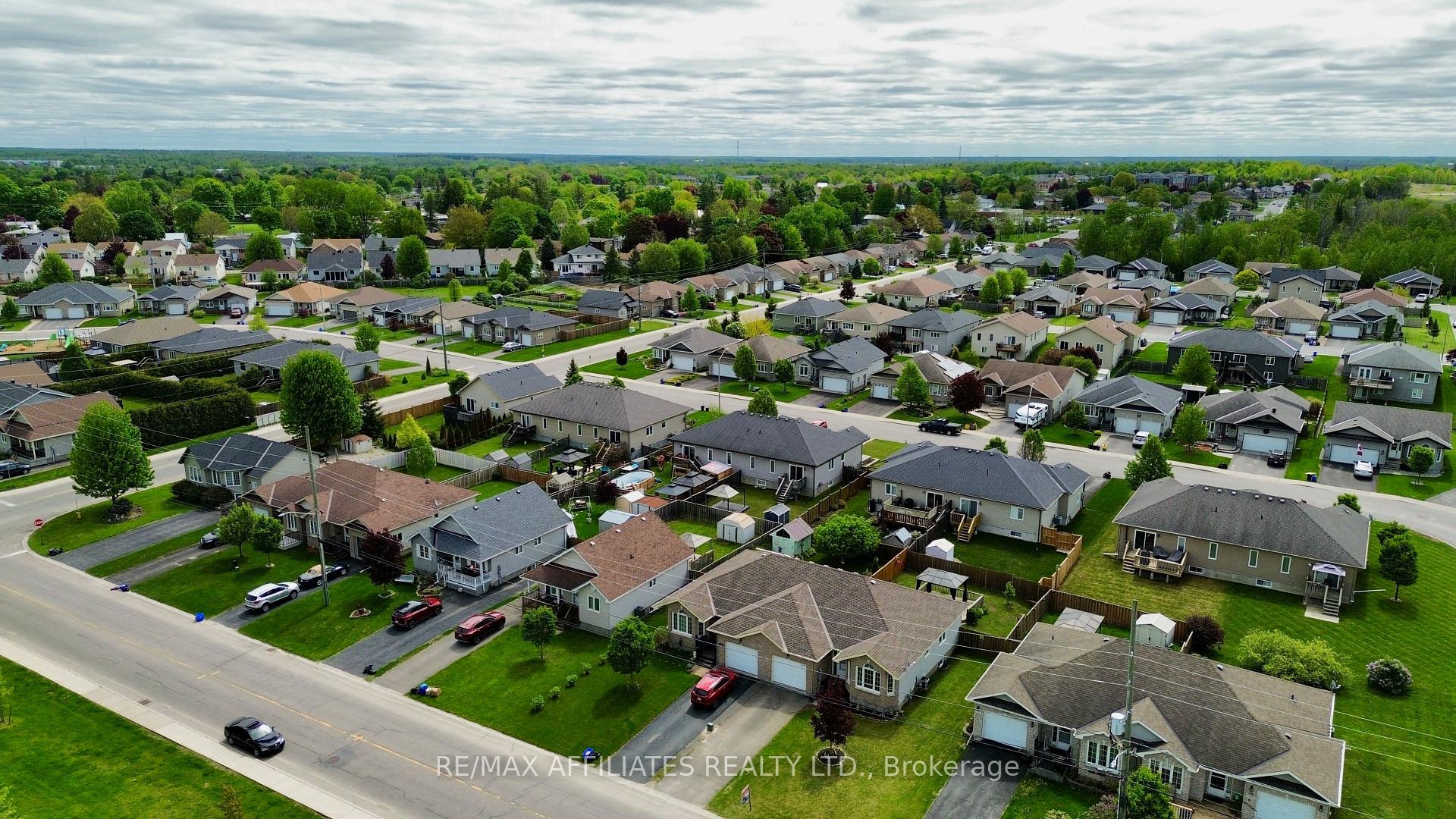 Photo 28 of 125 Ferrara Drive, Smiths Falls — HOMEH
