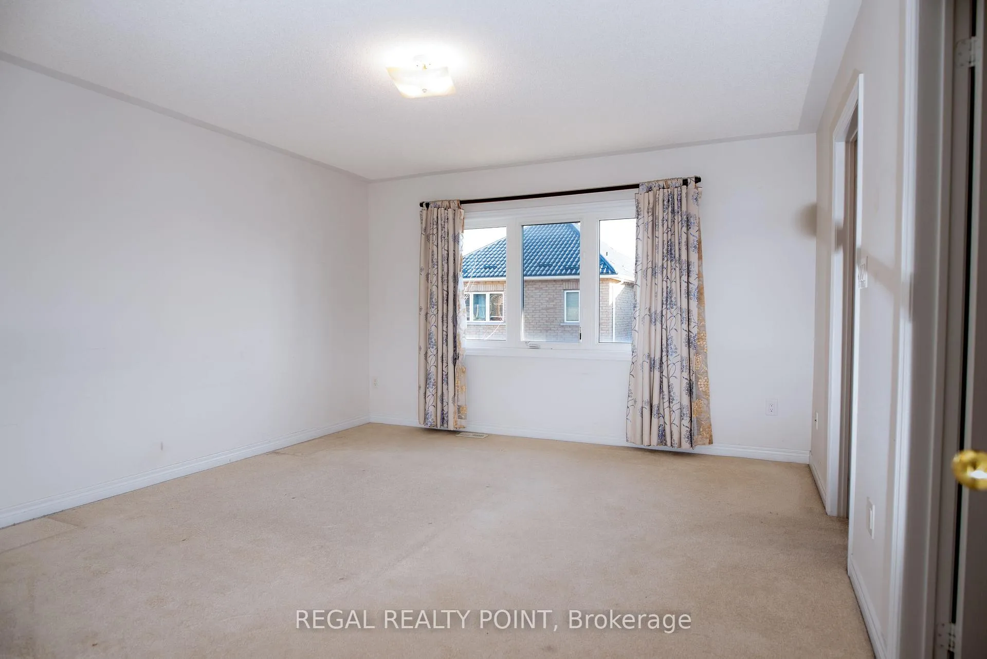 Photo 7 of 69 Maria Road, Markham, Wismer — HOMEH