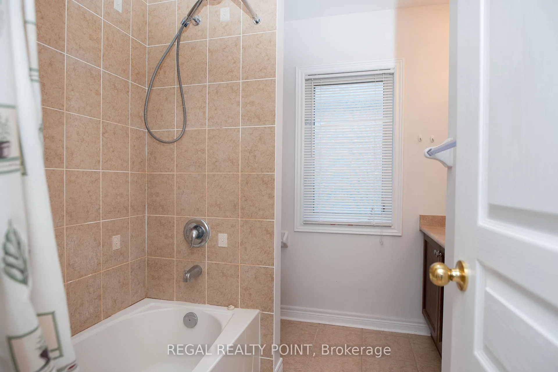 Photo 9 of 69 Maria Road, Markham, Wismer — HOMEH
