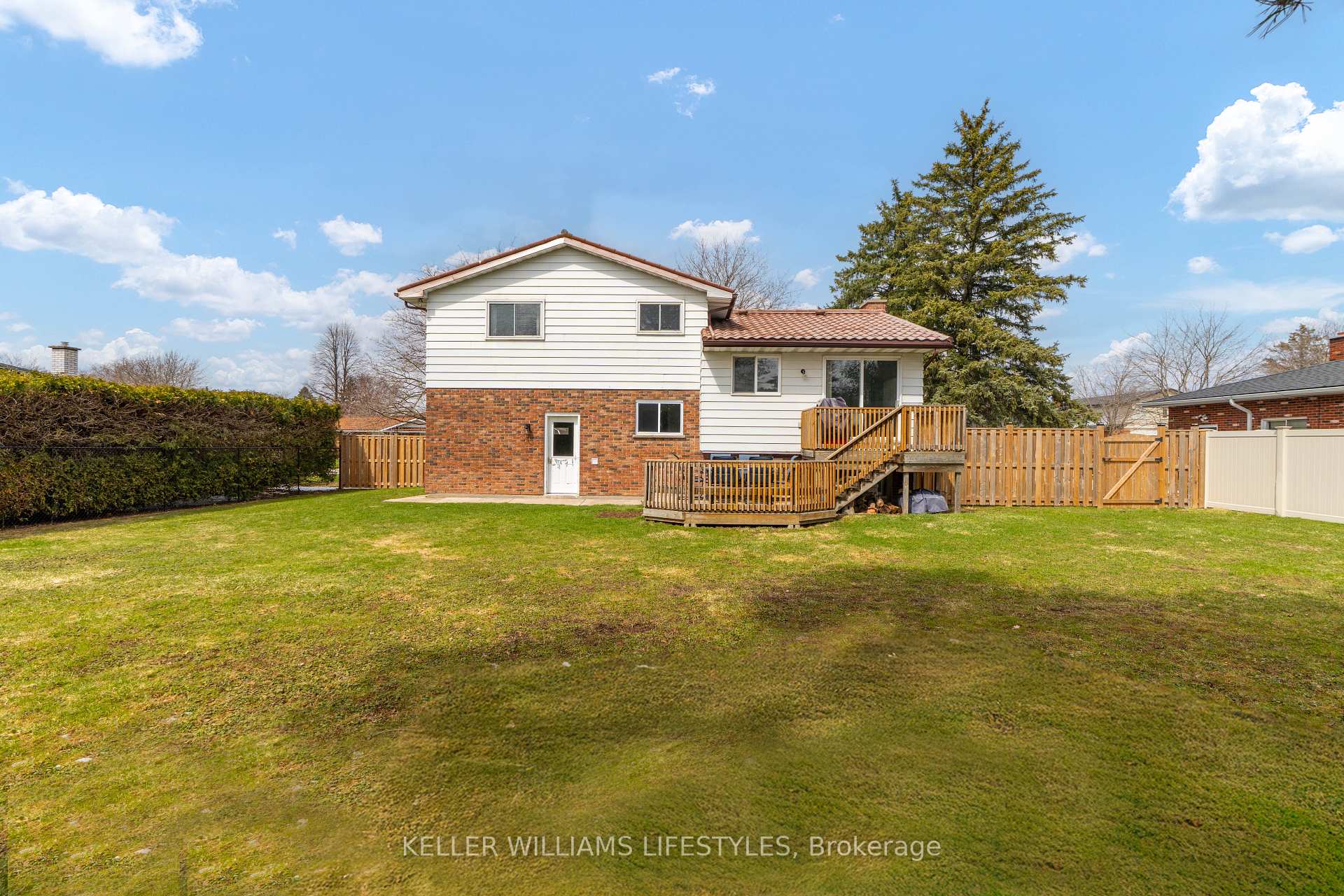 Photo 33 of 273 Churchill Drive, South Huron, Exeter — HOMEH