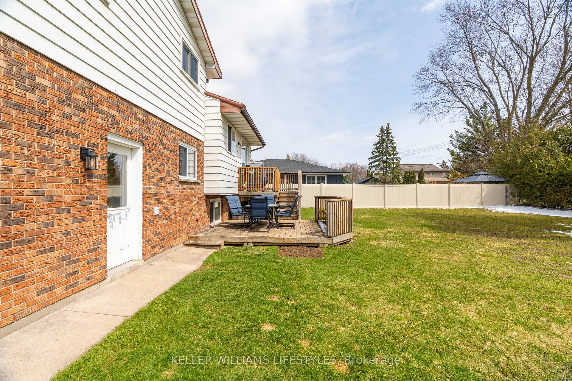 Photo 35 of 273 Churchill Drive, South Huron, Exeter — HOMEH