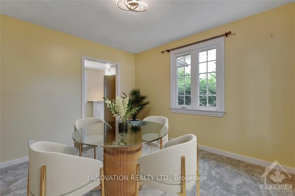 Photo 7 of 27 Dayton Crescent, Ottawa, Leslie Park — HOMEH
