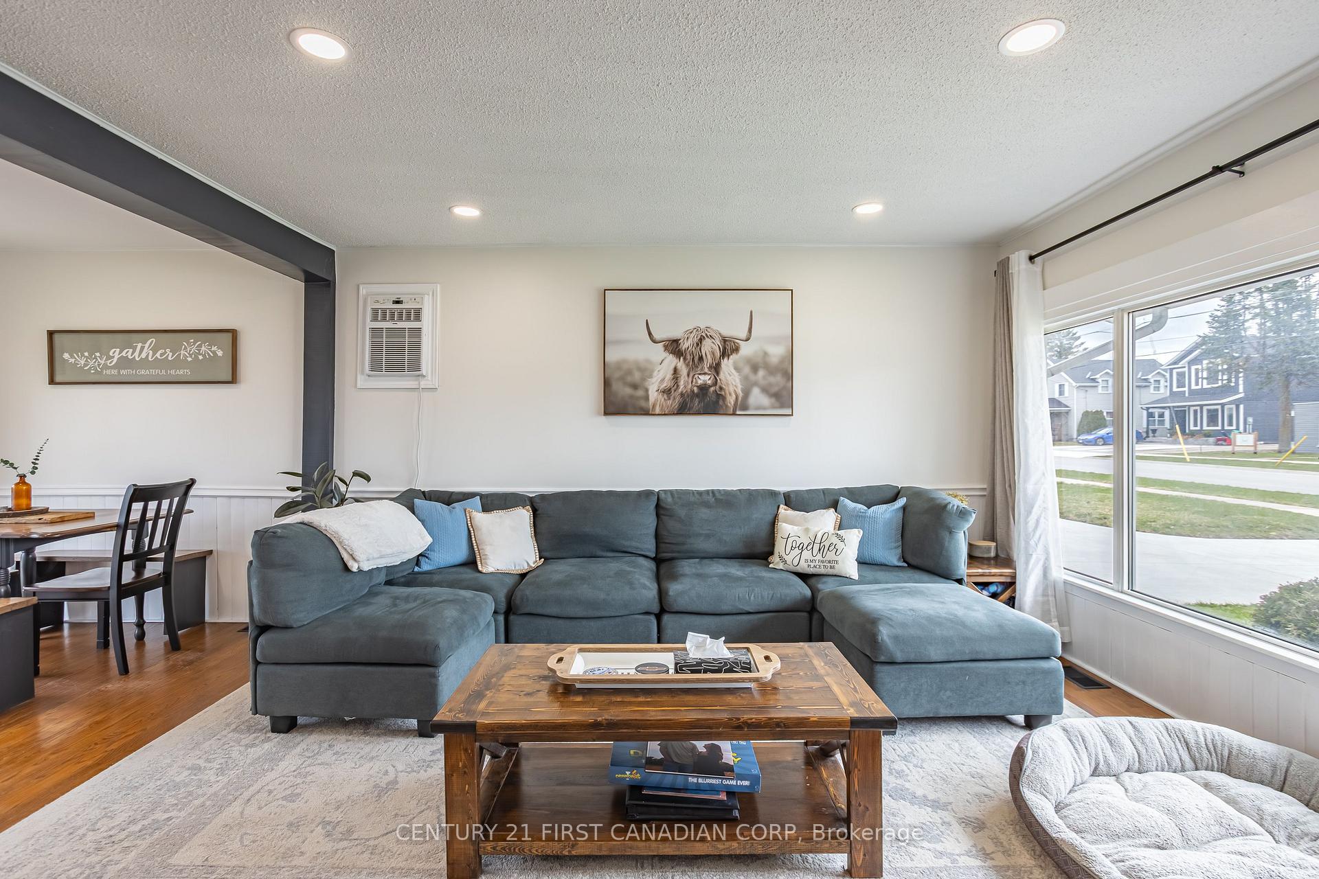 Photo 8 of 122 Huron Street E, South Huron, Exeter — HOMEH