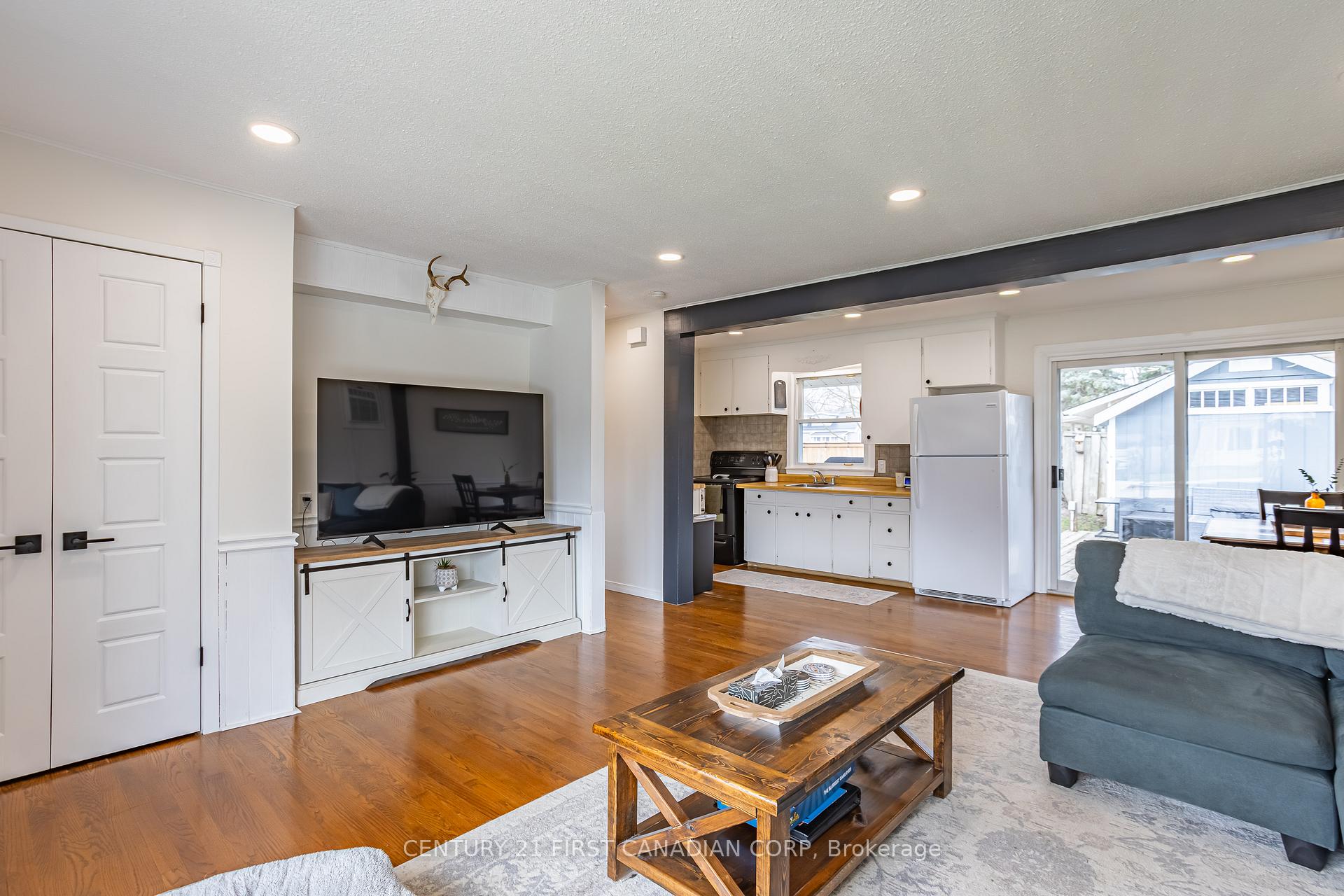 Photo 10 of 122 Huron Street E, South Huron, Exeter — HOMEH