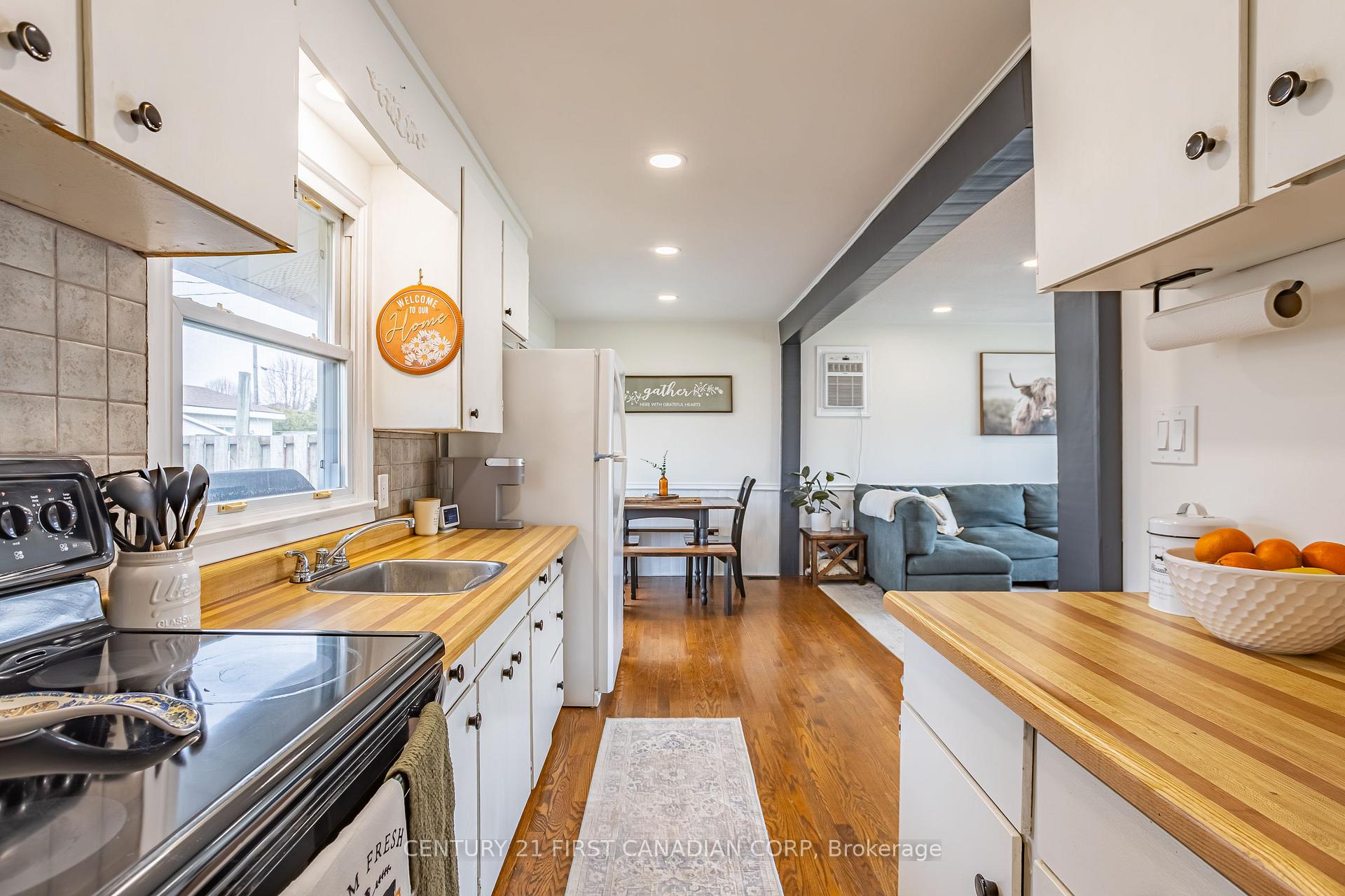Photo 16 of 122 Huron Street E, South Huron, Exeter — HOMEH