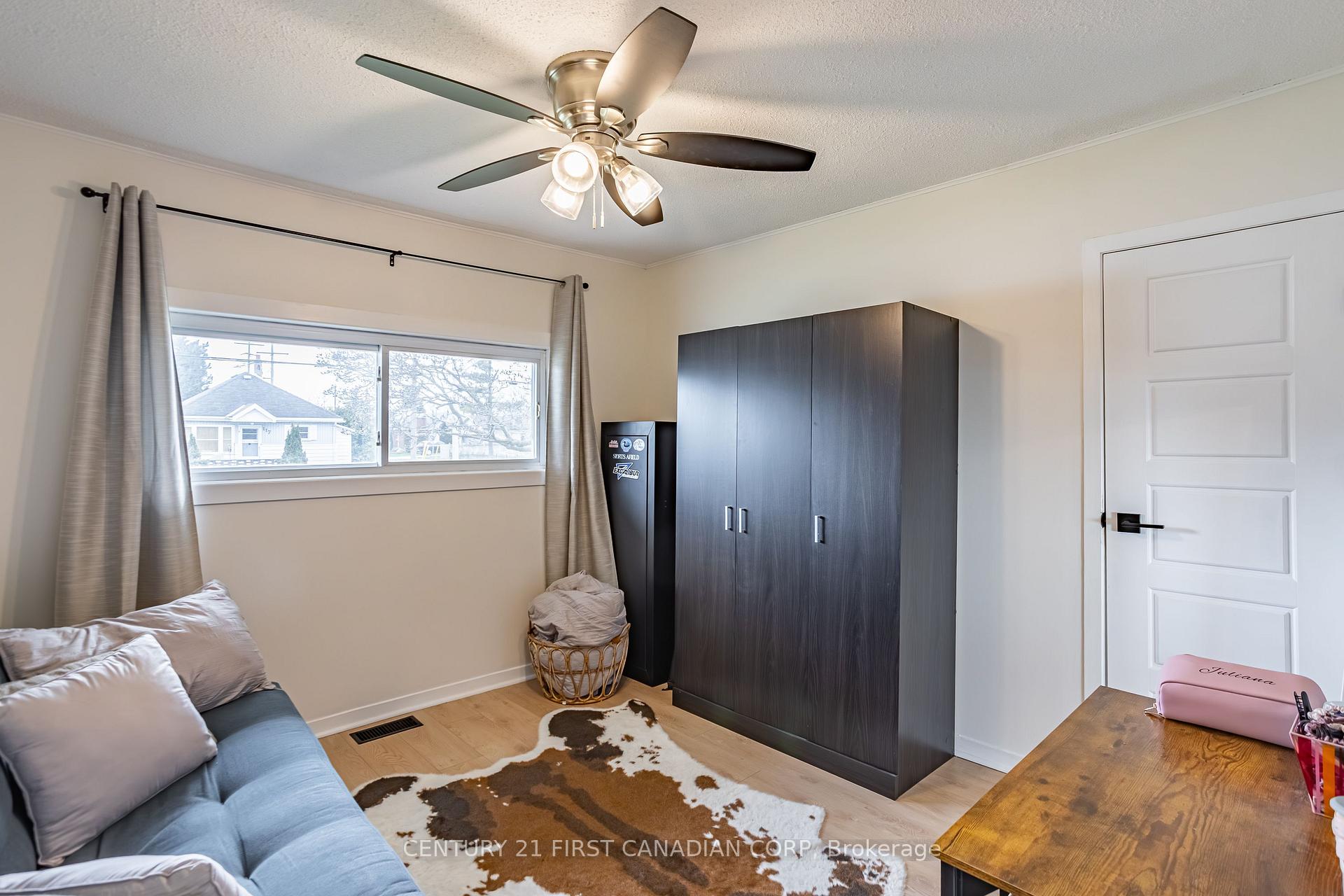 Photo 20 of 122 Huron Street E, South Huron, Exeter — HOMEH
