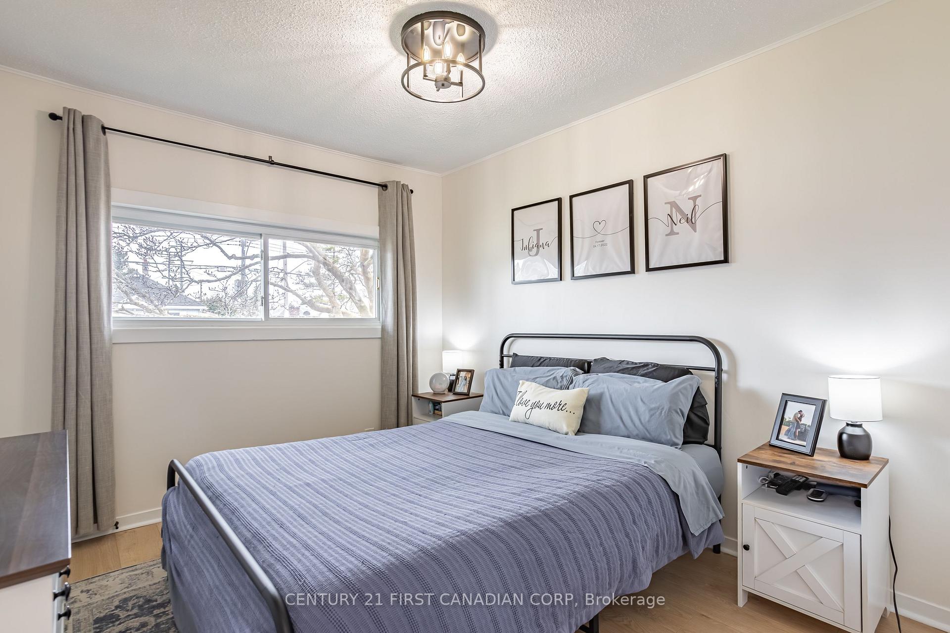 Photo 23 of 122 Huron Street E, South Huron, Exeter — HOMEH