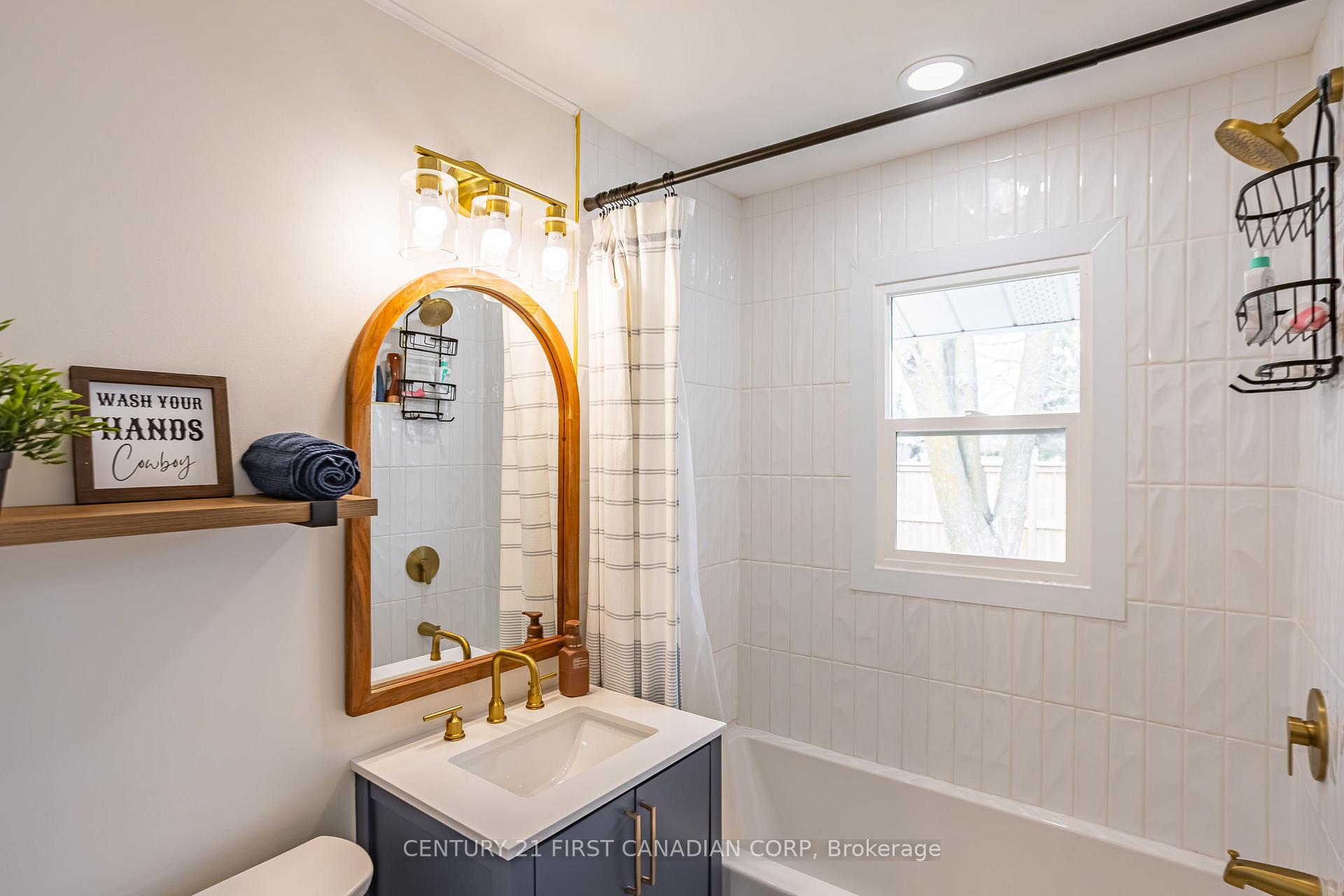 Photo 27 of 122 Huron Street E, South Huron, Exeter — HOMEH