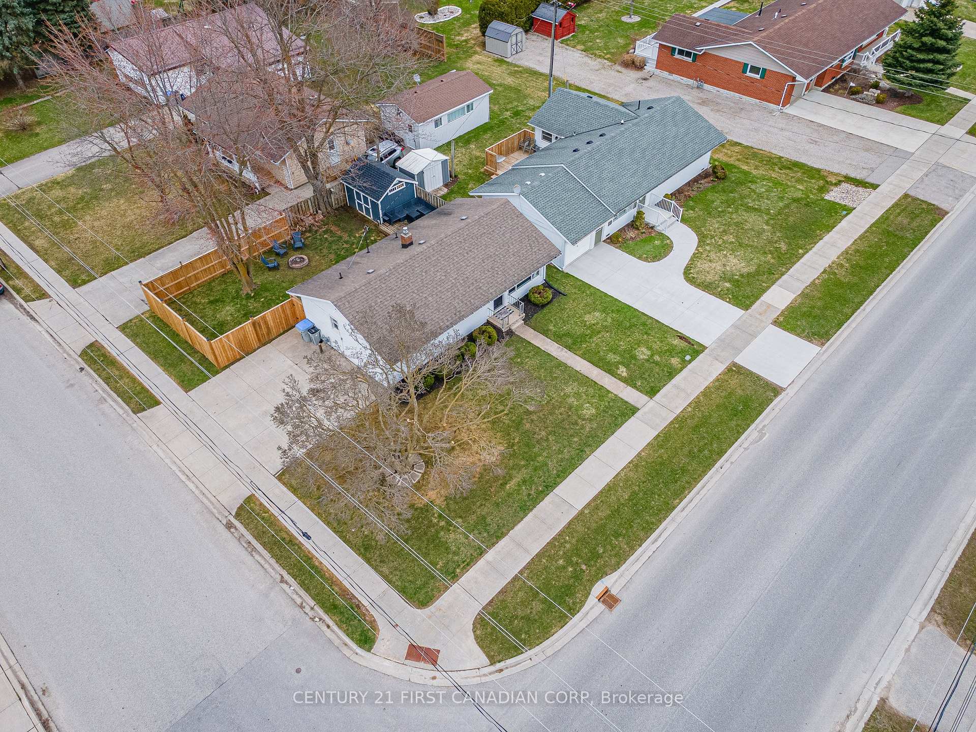 Photo 39 of 122 Huron Street E, South Huron, Exeter — HOMEH