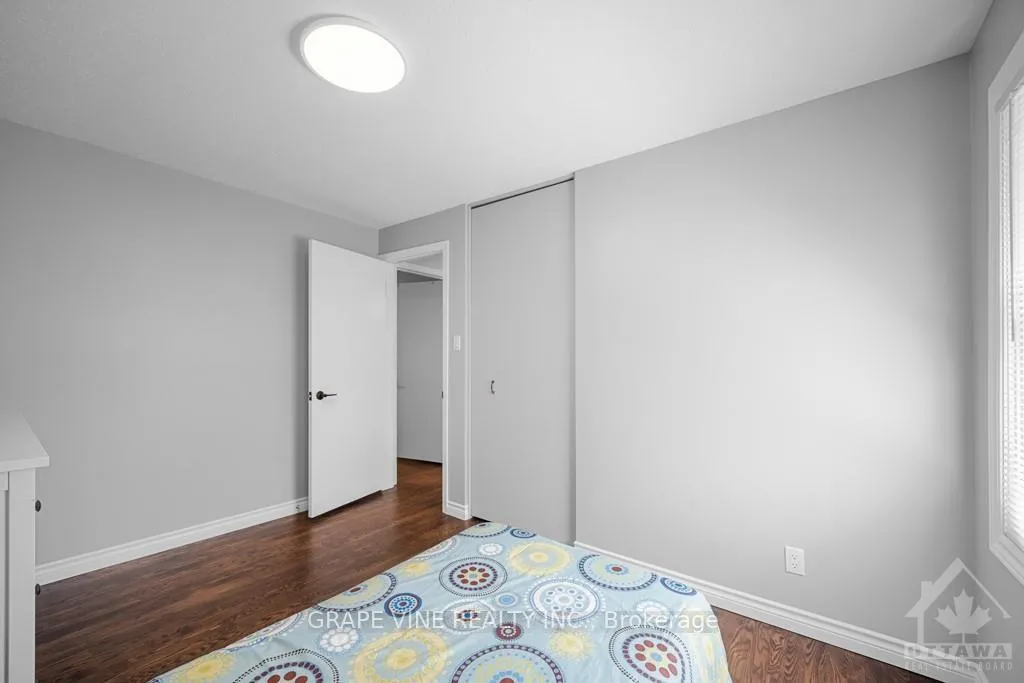 Photo 16 of 34 Lindhurst Crescent, Ottawa, Briargreen — HOMEH