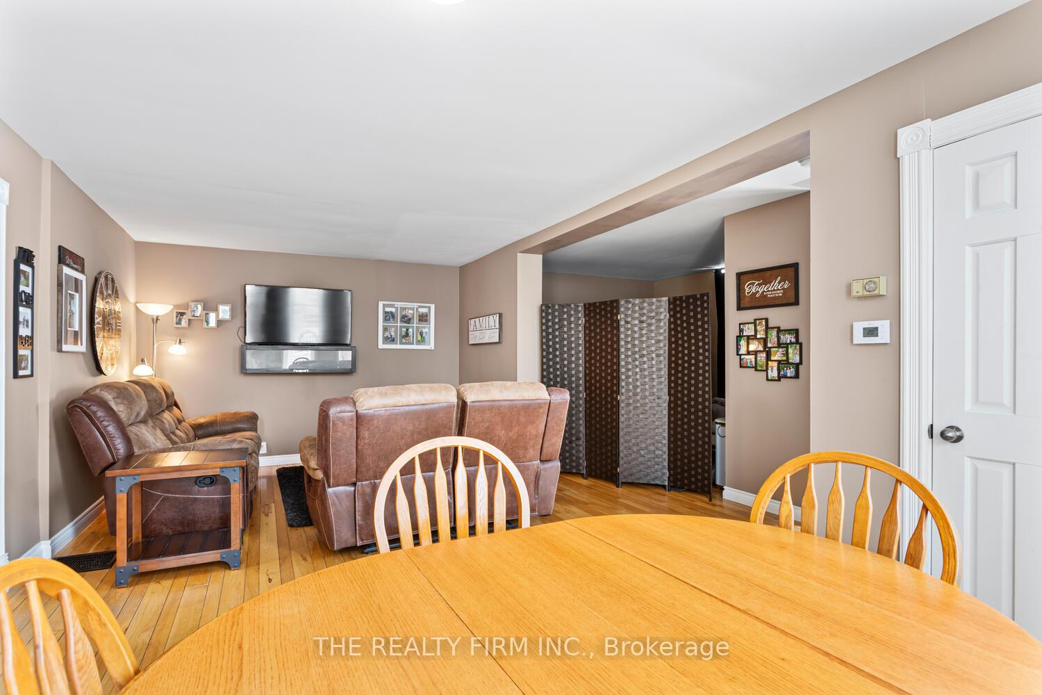 Photo 7 of 313 Carling Street, South Huron, Exeter — HOMEH