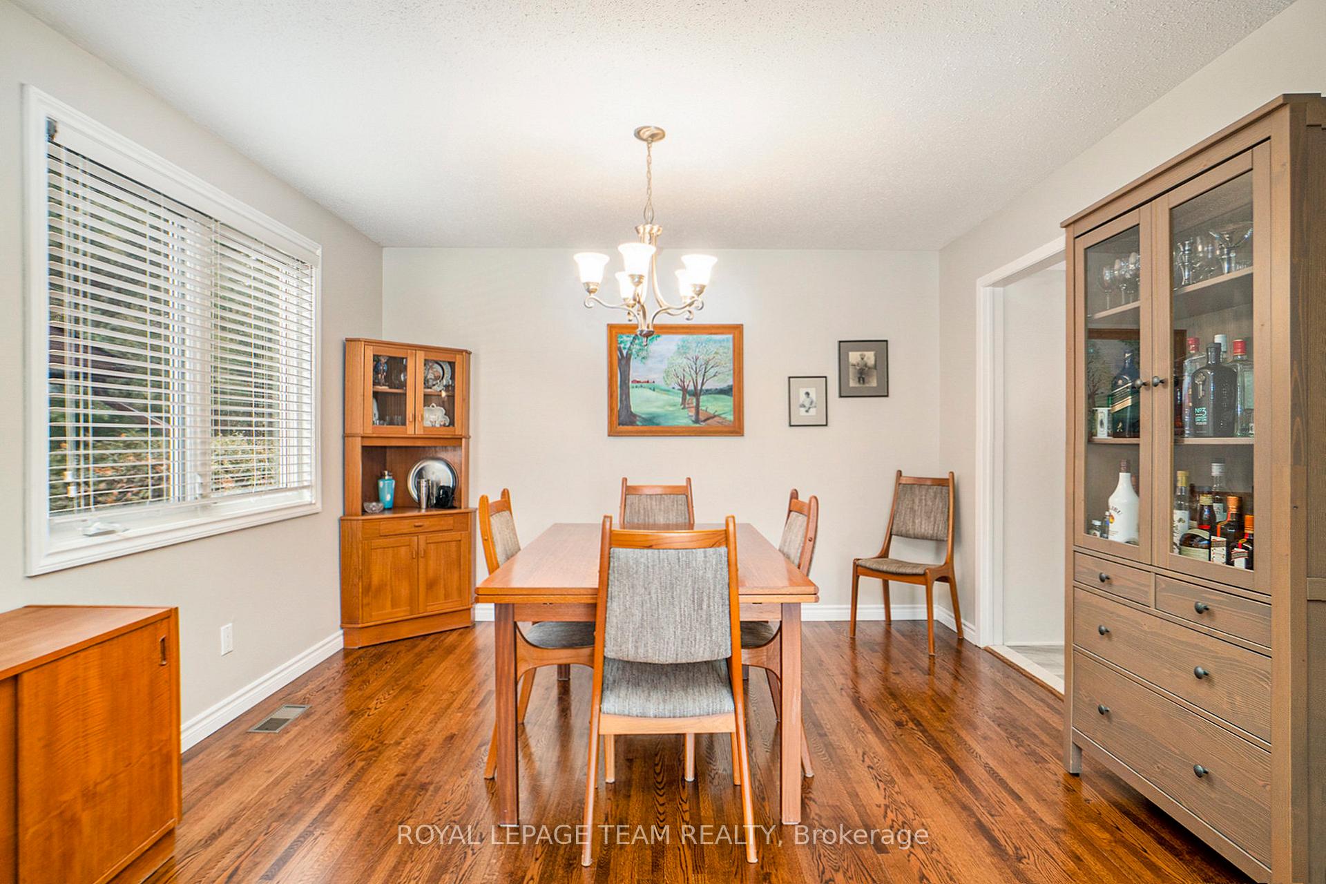 Photo 7 of 20 Glendenning Drive, Ottawa, Arlington Woods — HOMEH