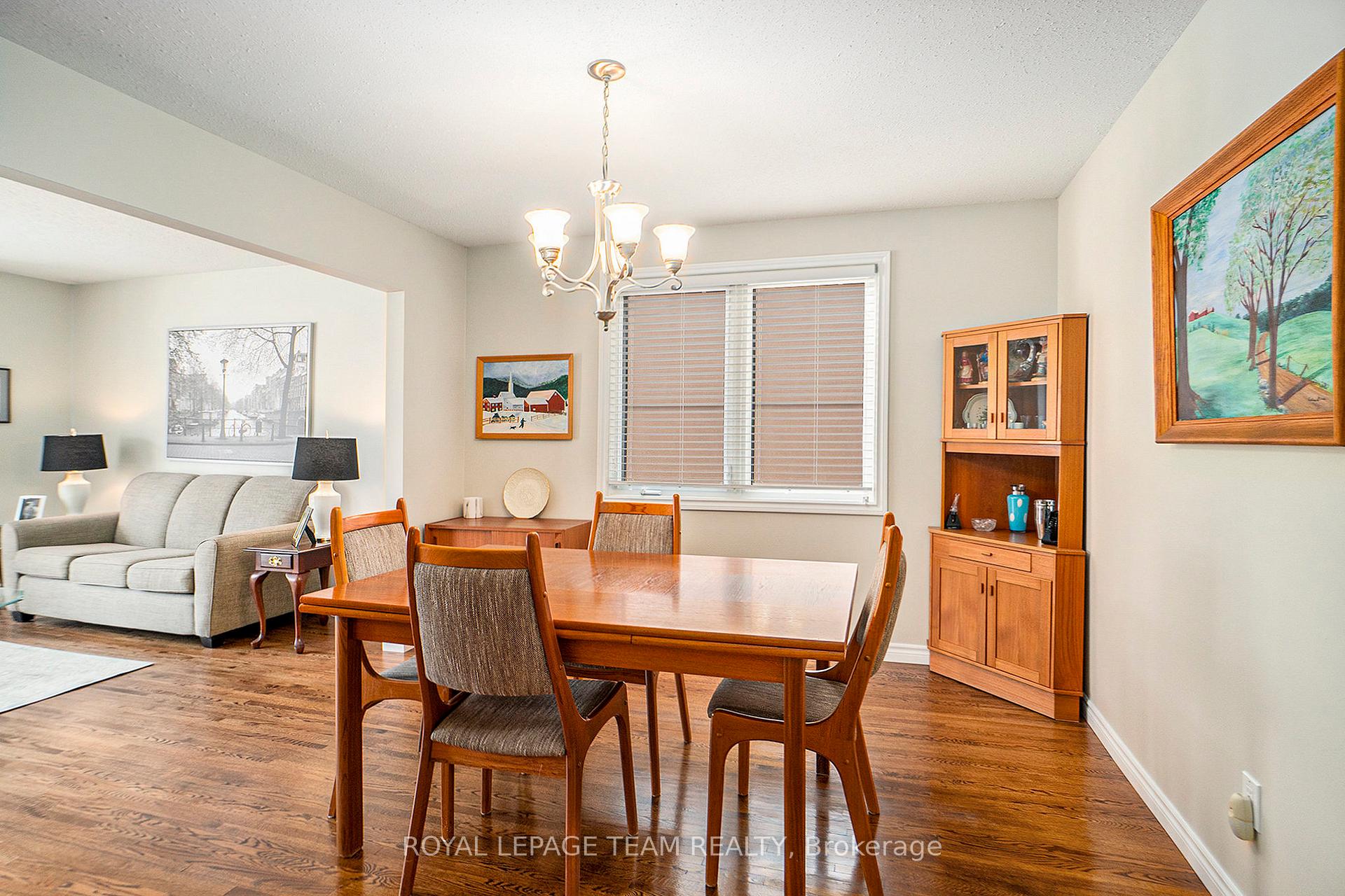 Photo 8 of 20 Glendenning Drive, Ottawa, Arlington Woods — HOMEH