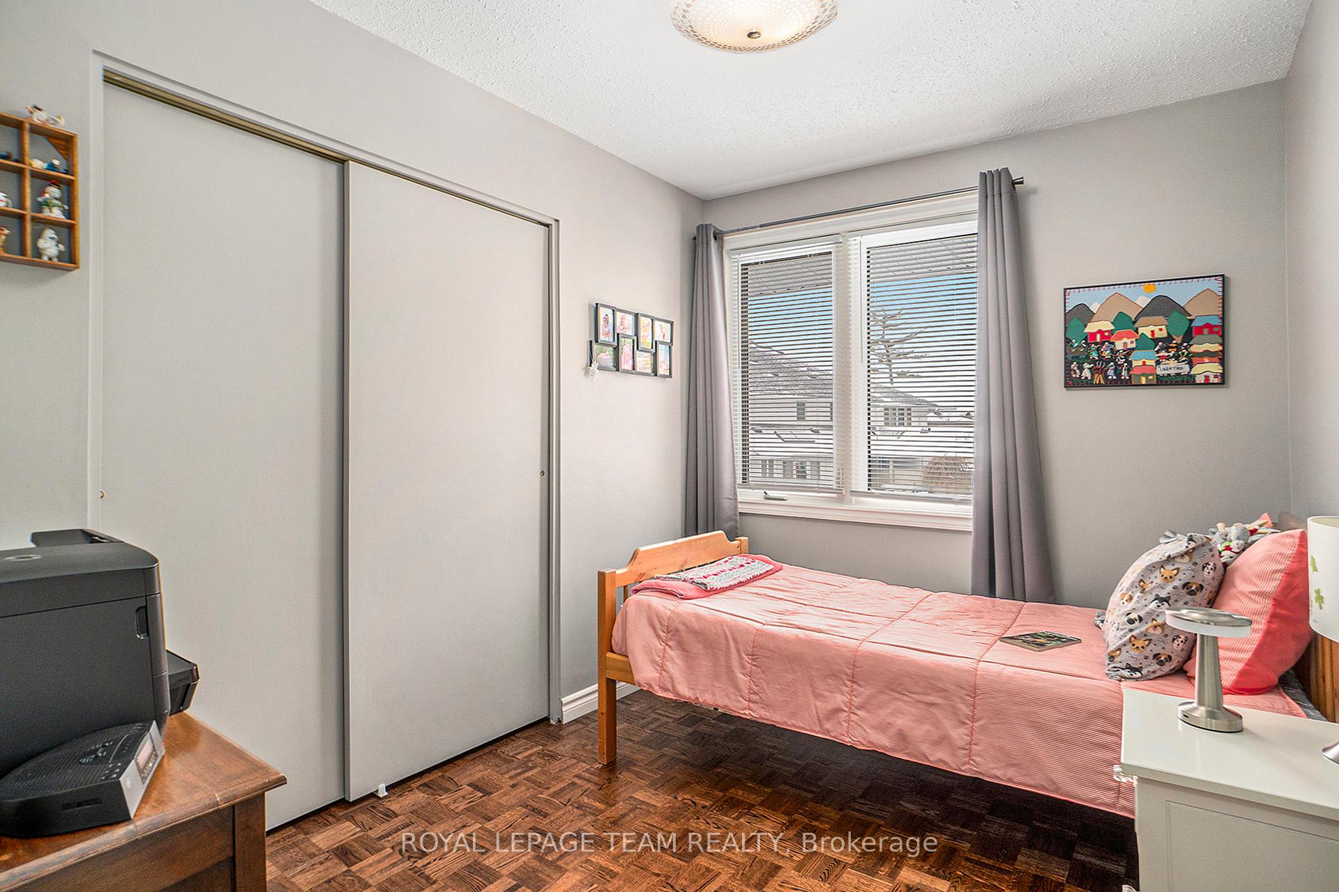 Photo 18 of 20 Glendenning Drive, Ottawa, Arlington Woods — HOMEH