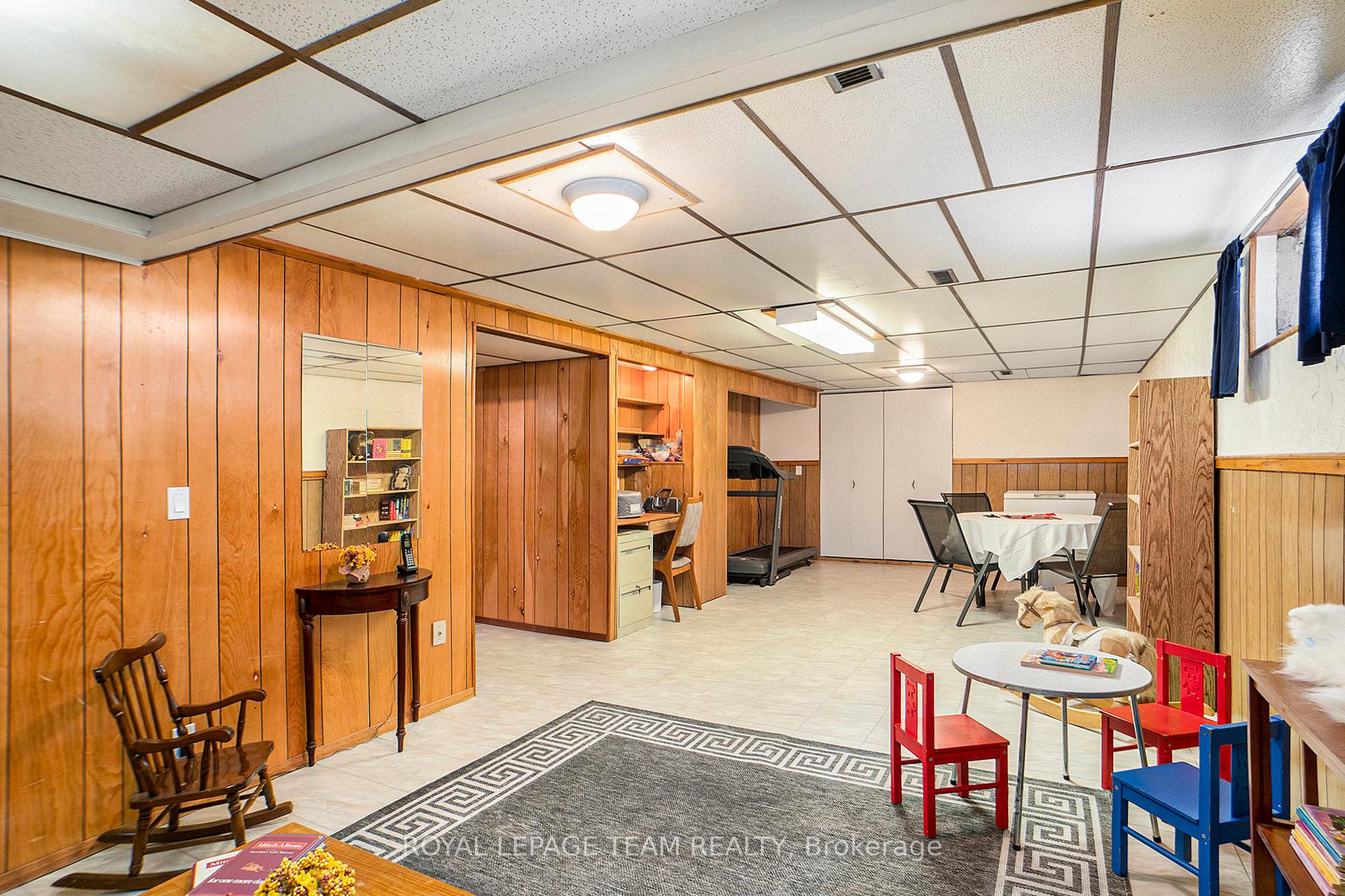 Photo 24 of 20 Glendenning Drive, Ottawa, Arlington Woods — HOMEH