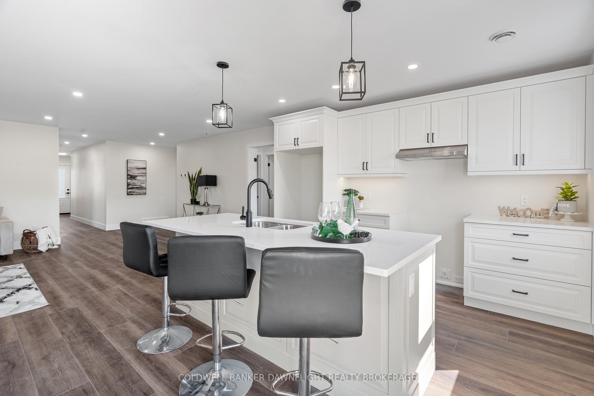 Photo 13 of 139 Victoria Avenue E, South Huron, Stephen — HOMEH