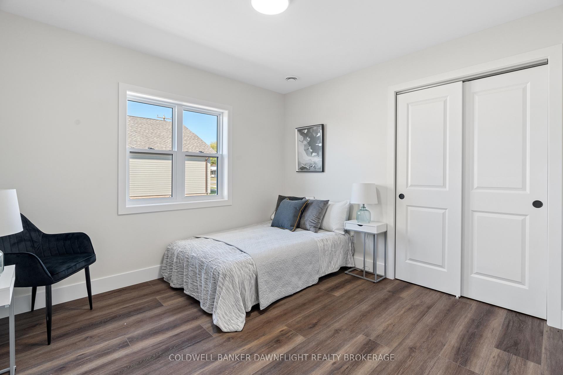 Photo 17 of 139 Victoria Avenue E, South Huron, Stephen — HOMEH