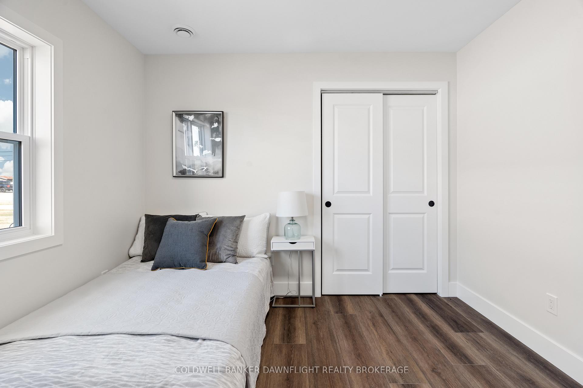 Photo 18 of 139 Victoria Avenue E, South Huron, Stephen — HOMEH