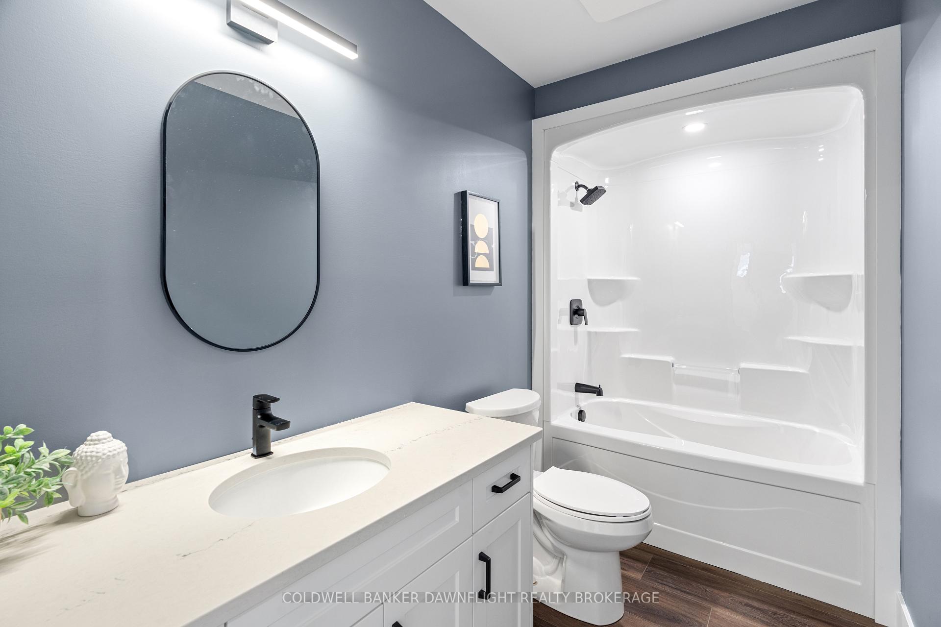 Photo 19 of 139 Victoria Avenue E, South Huron, Stephen — HOMEH