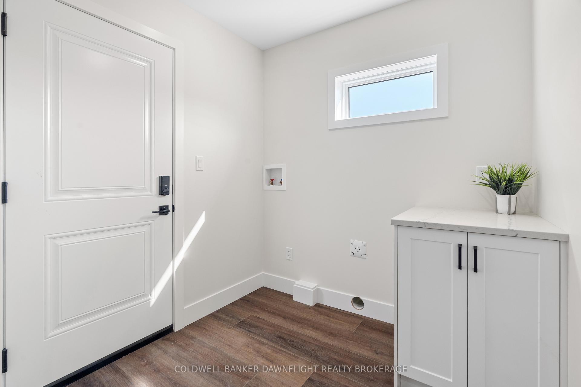 Photo 21 of 139 Victoria Avenue E, South Huron, Stephen — HOMEH