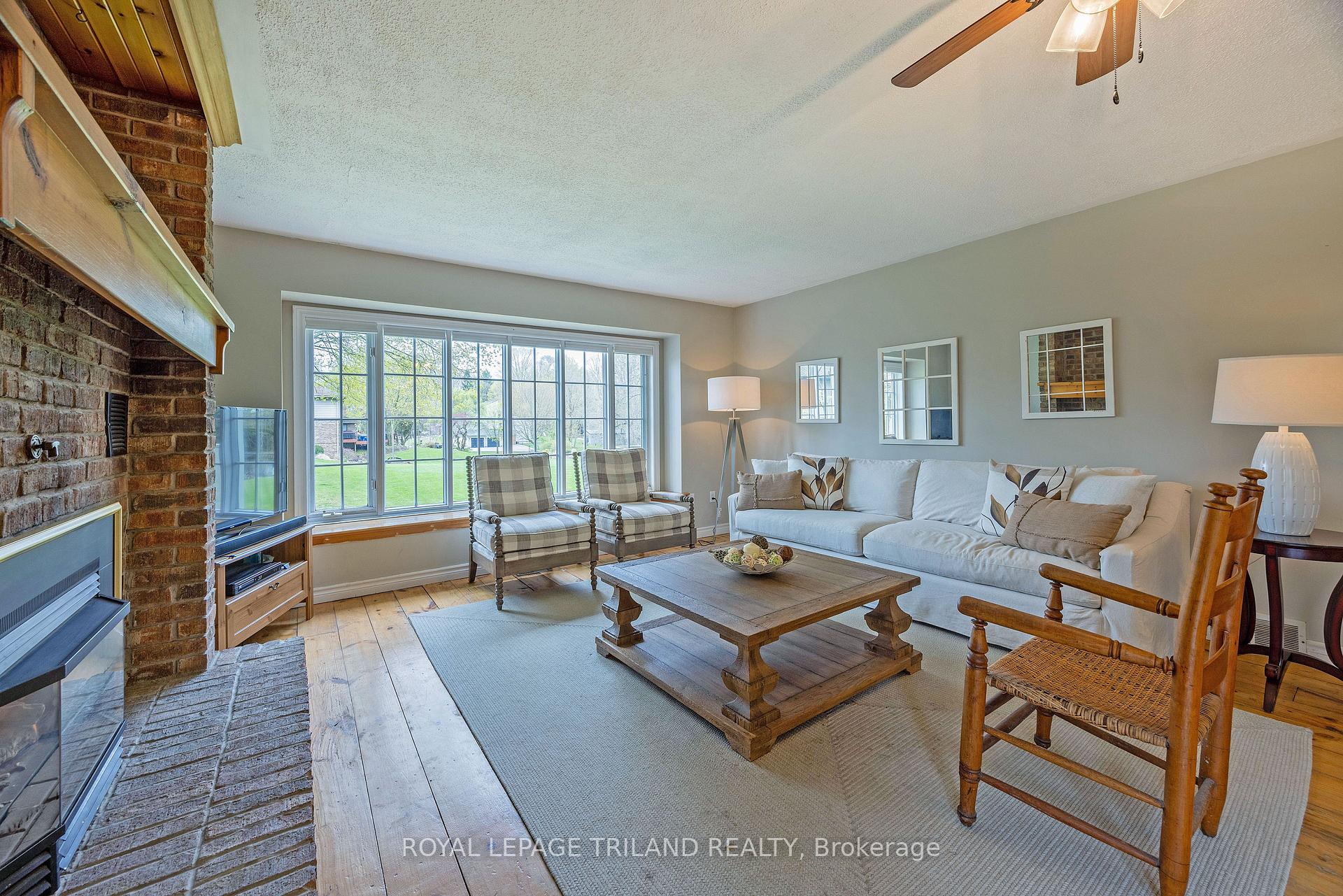 Photo 2 of 37412 Lake Line, Southwold, Rural Southwold — HOMEH
