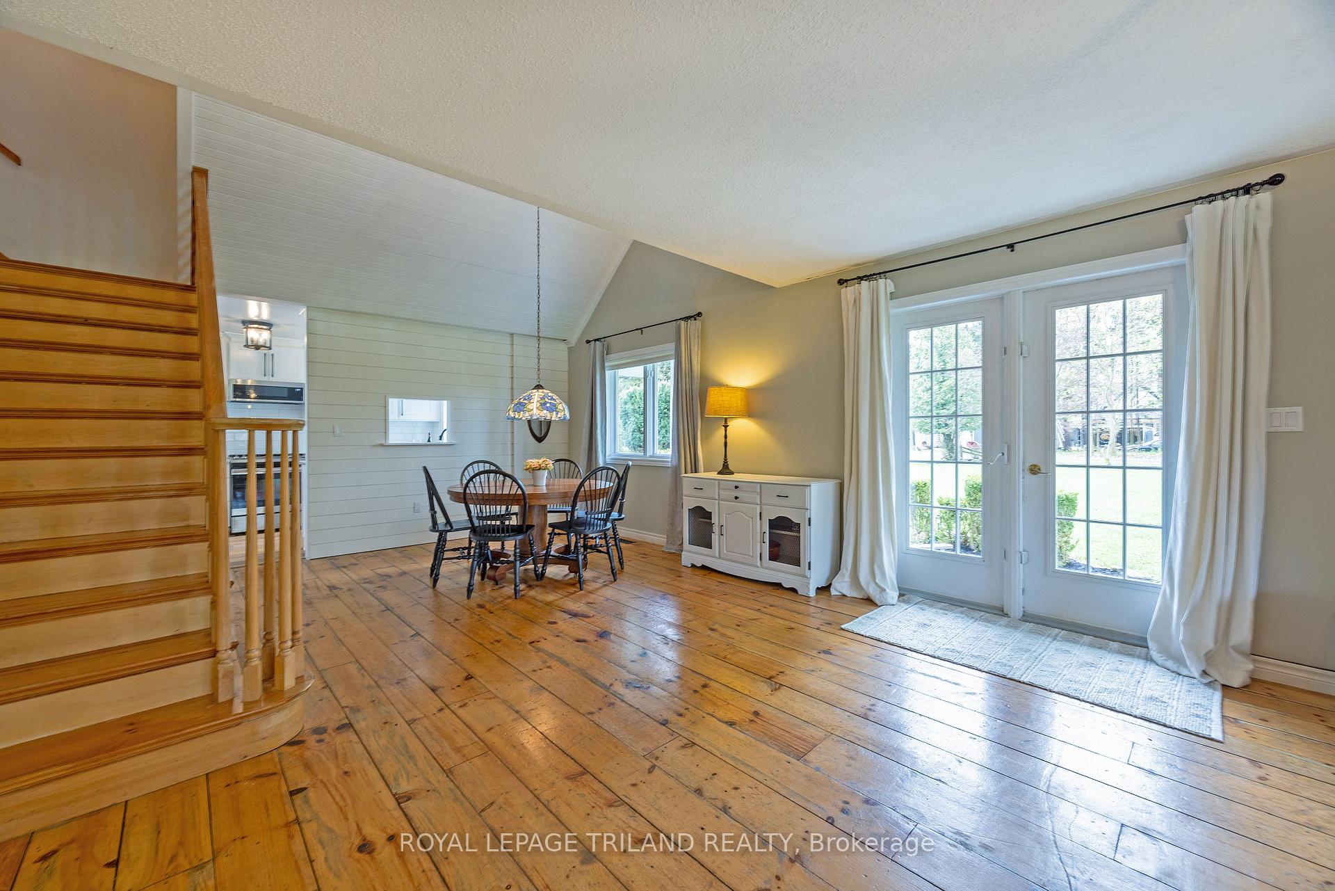 Photo 4 of 37412 Lake Line, Southwold, Rural Southwold — HOMEH