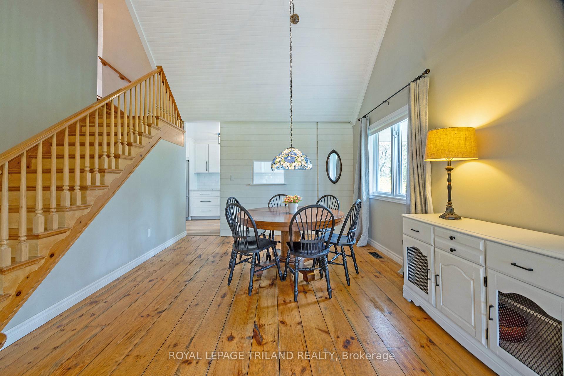Photo 5 of 37412 Lake Line, Southwold, Rural Southwold — HOMEH