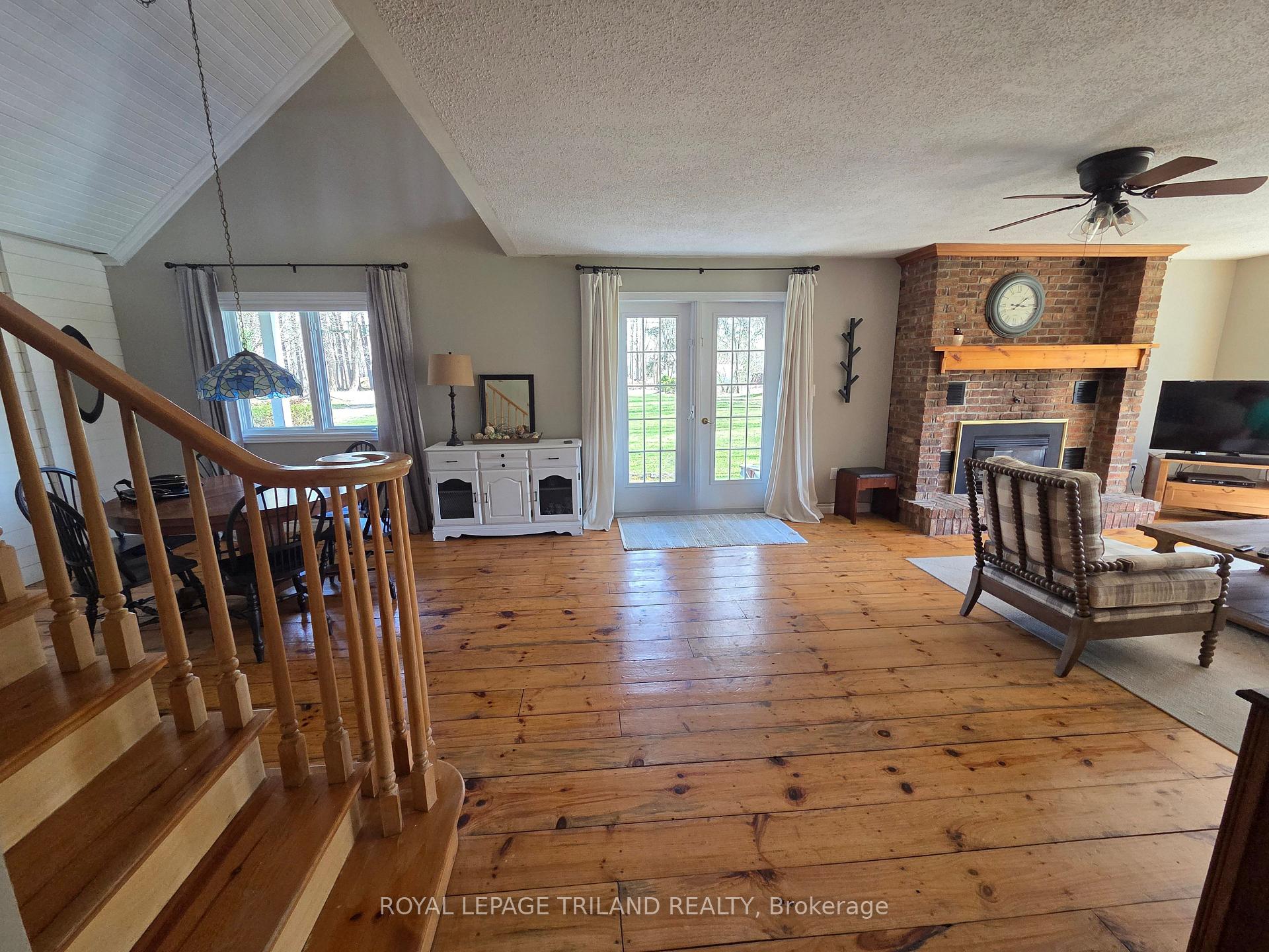 Photo 7 of 37412 Lake Line, Southwold, Rural Southwold — HOMEH