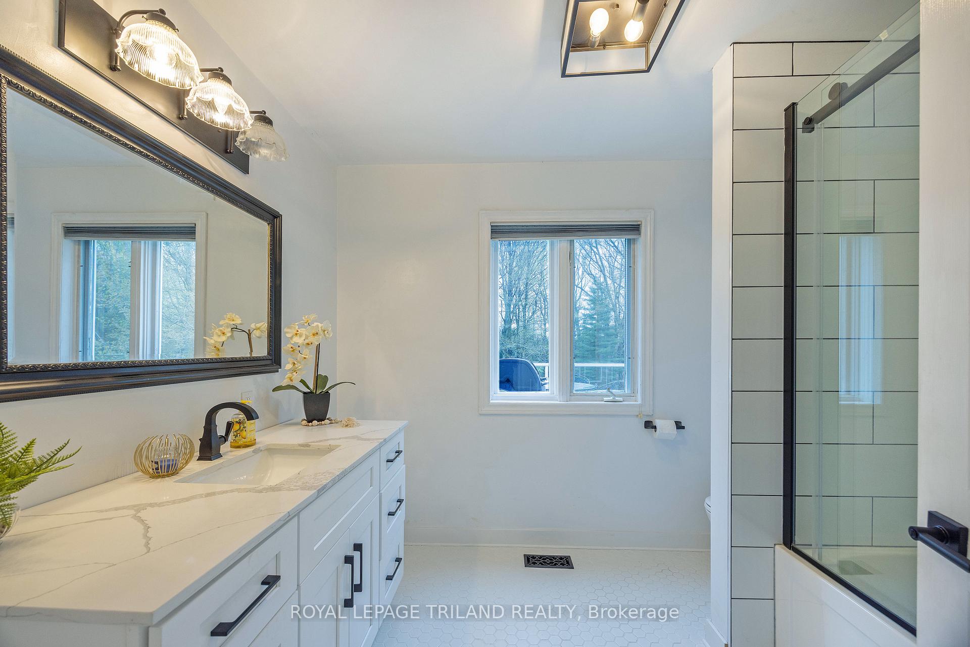 Photo 17 of 37412 Lake Line, Southwold, Rural Southwold — HOMEH